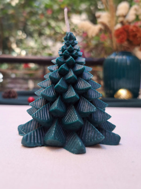 Classic Christmas Tree Candle