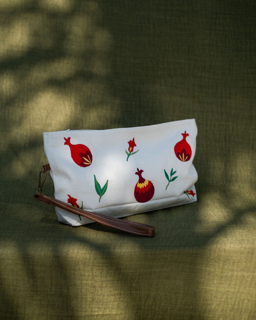 Pomegranate Breeze Pouch