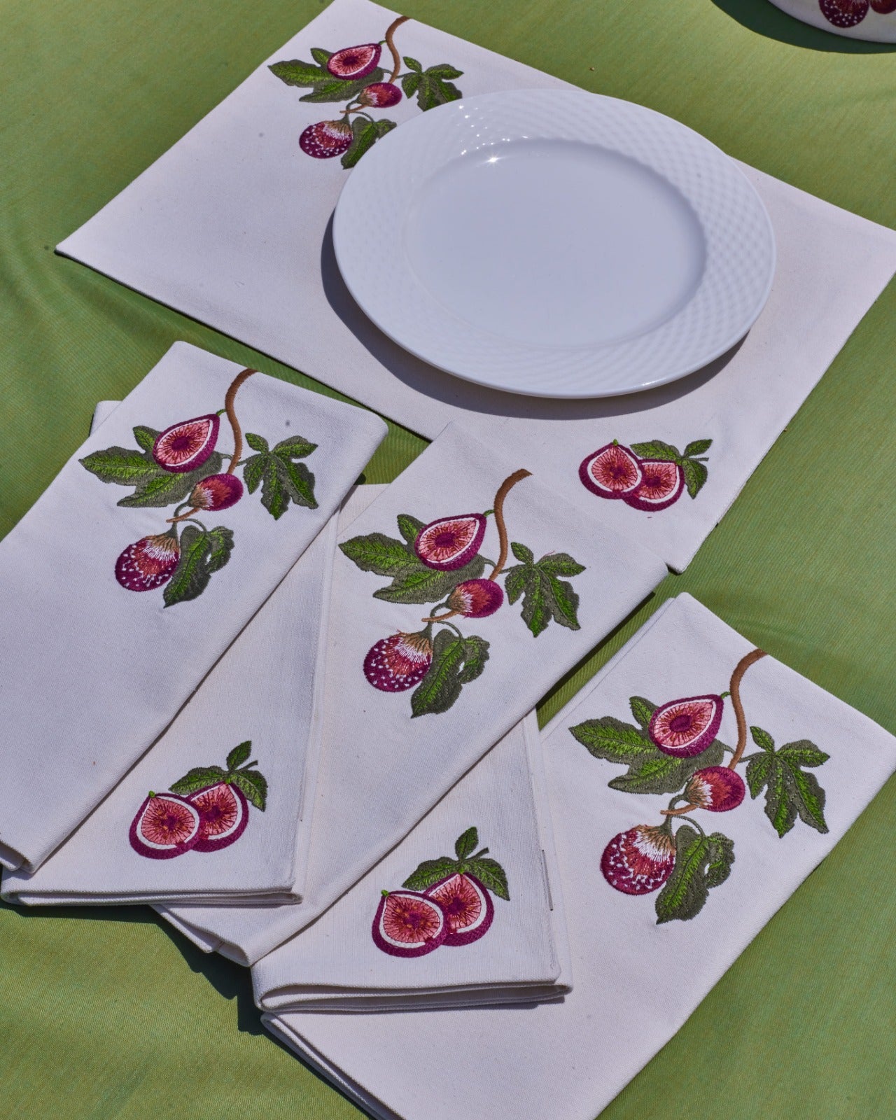 Fig Field Placemats Set