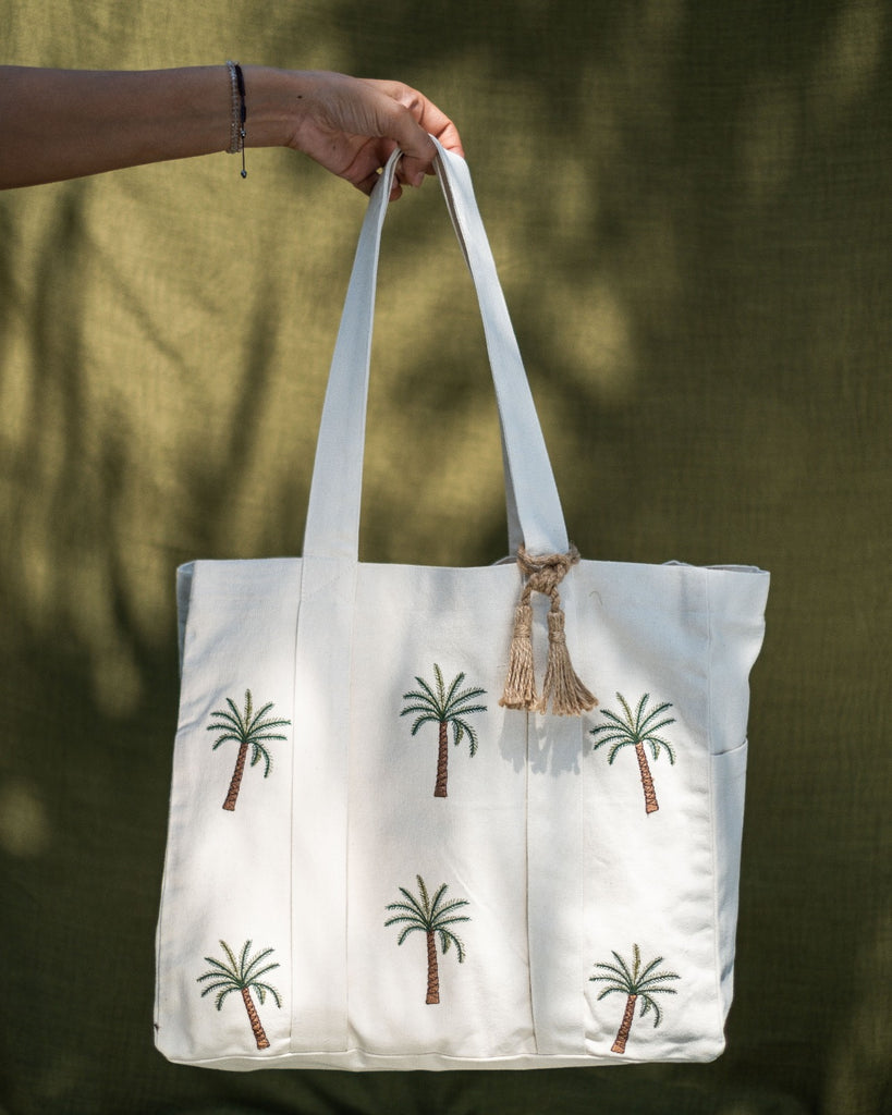 Nakhla Spacious Bag