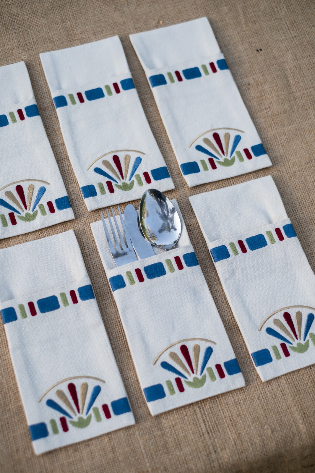 Lotus Cutlery Holder Set