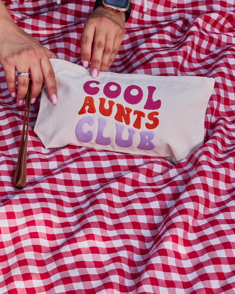 Cool Aunts Pouch