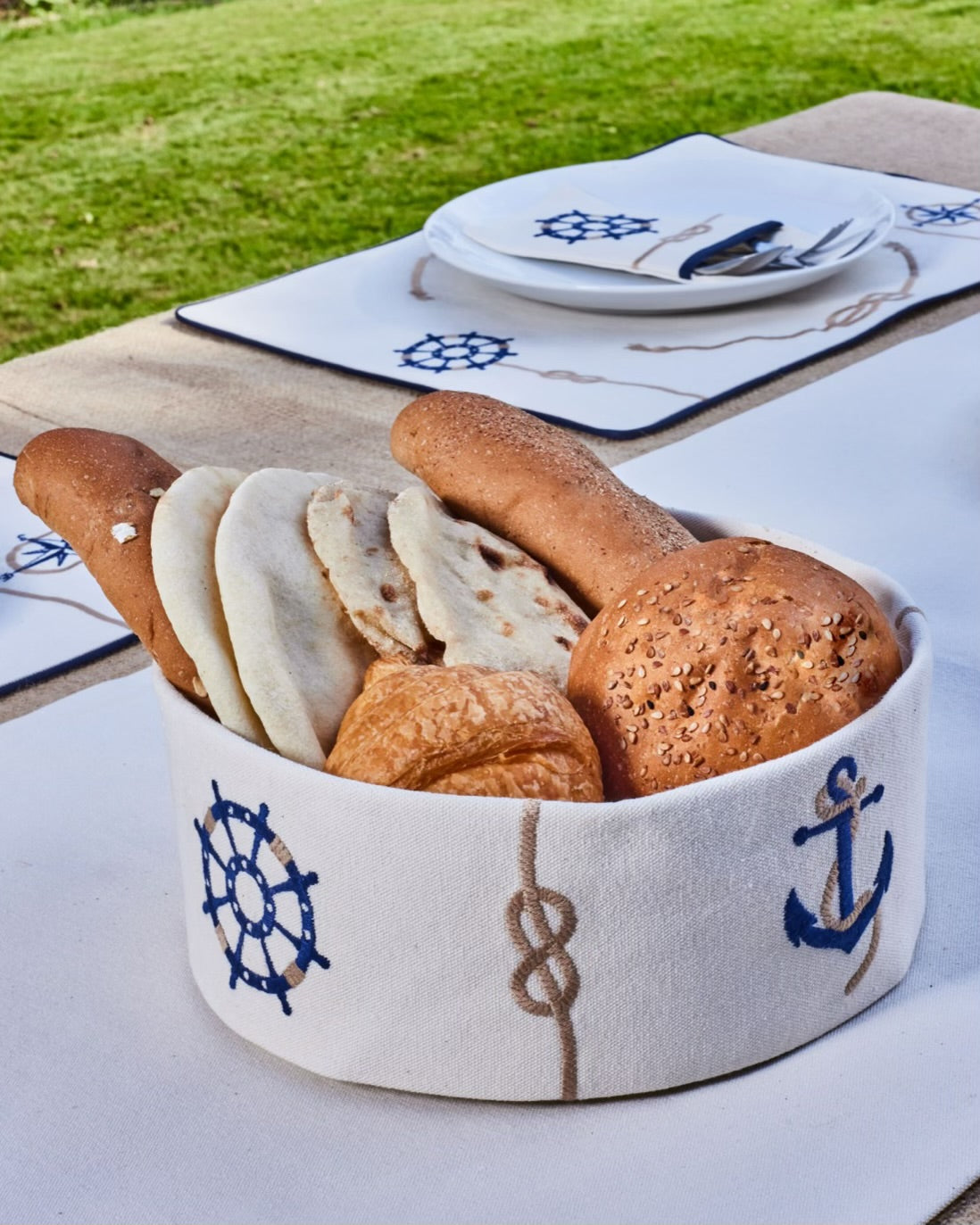 Cruise Breadbasket