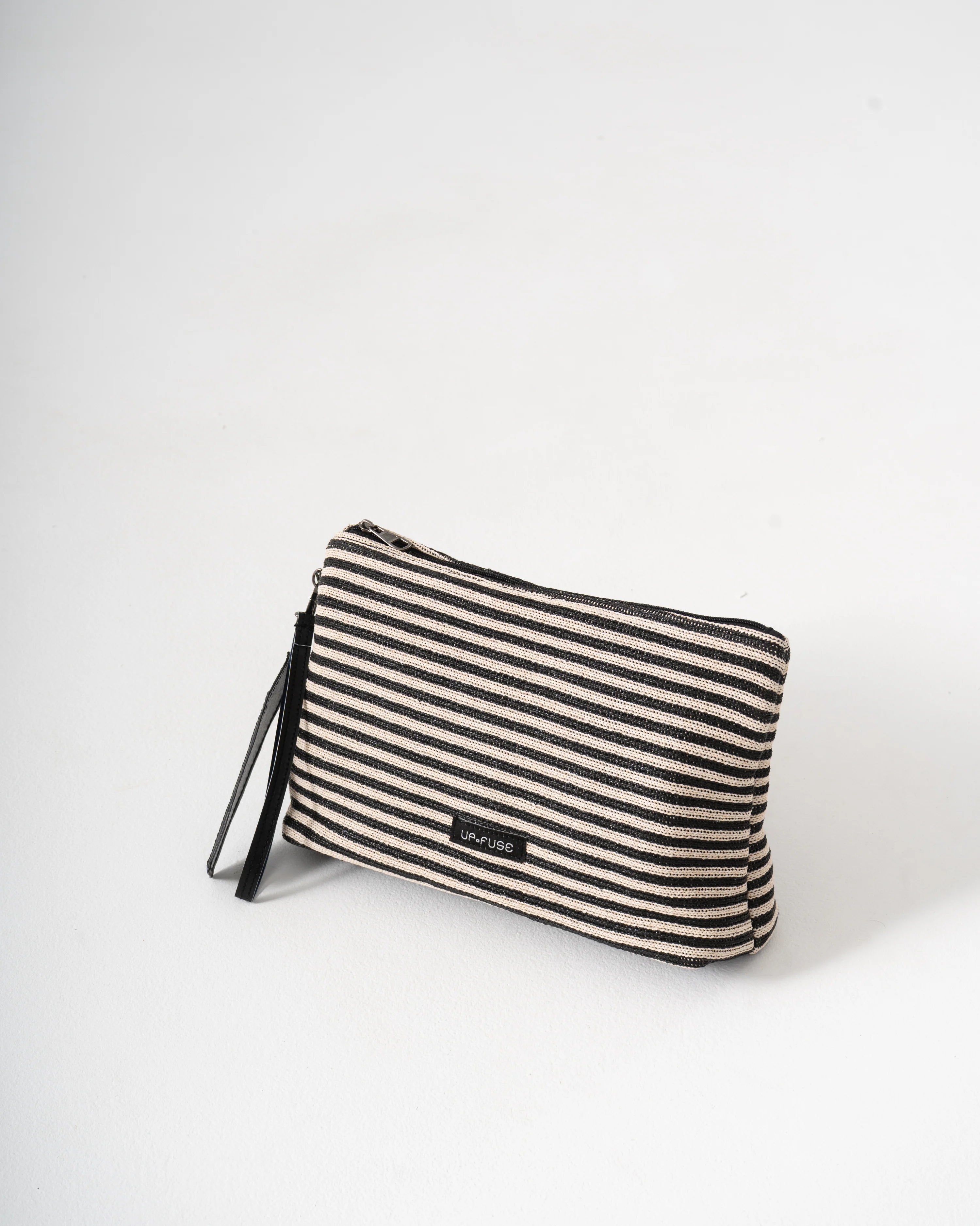 Sol Raffia Clutch - Black & Ivory