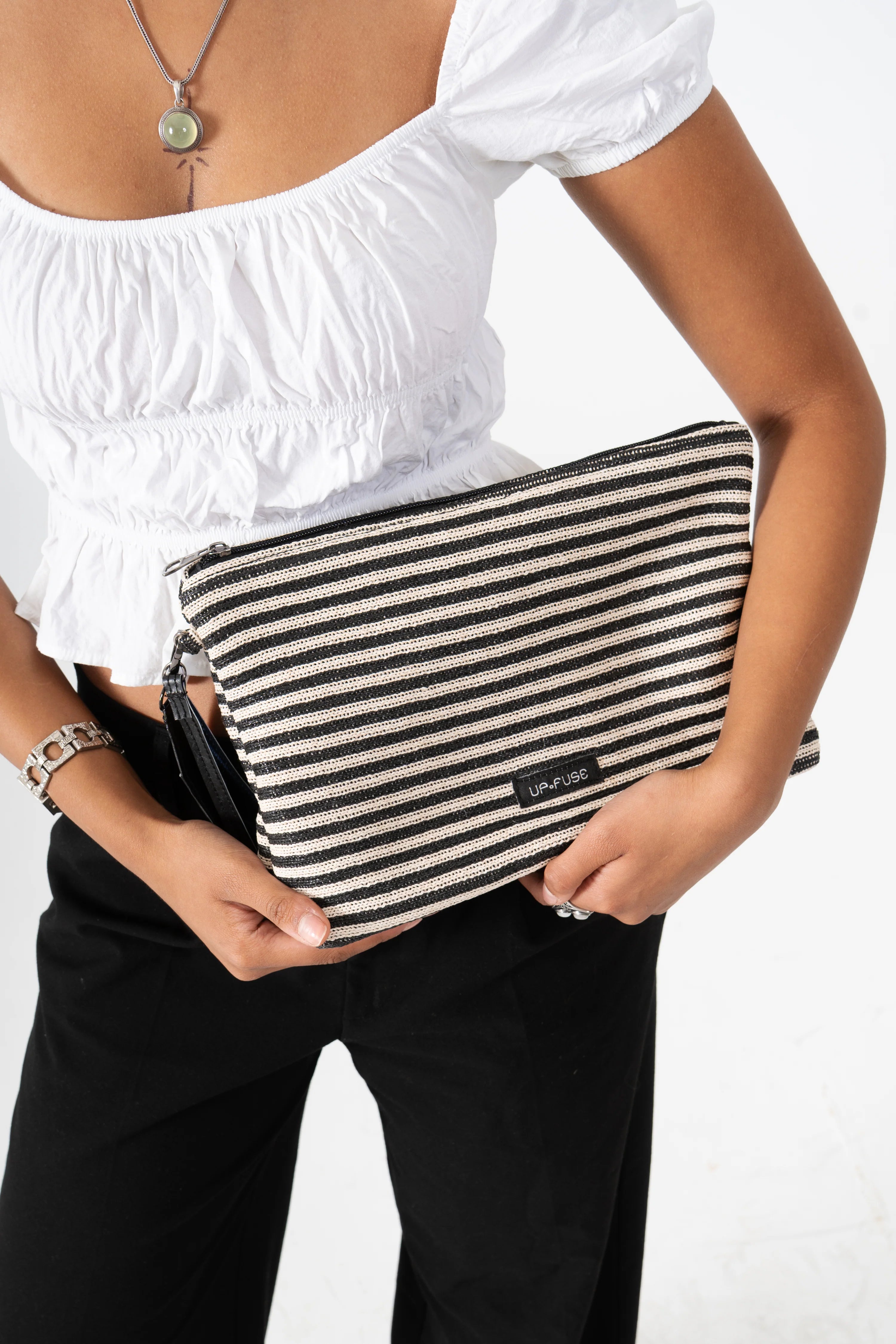 Sol Raffia Clutch - Black & Ivory