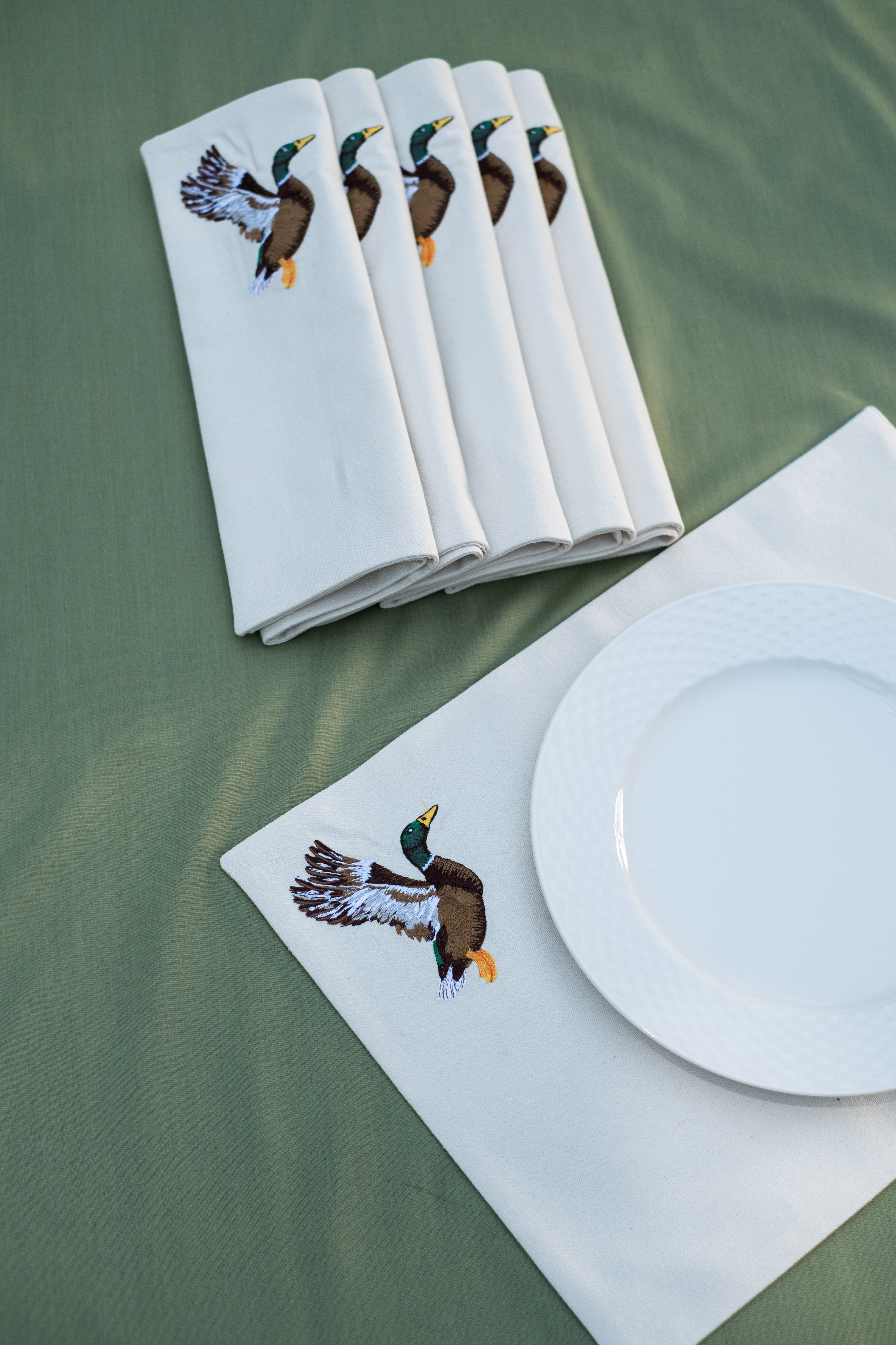 Batta Placemats Set