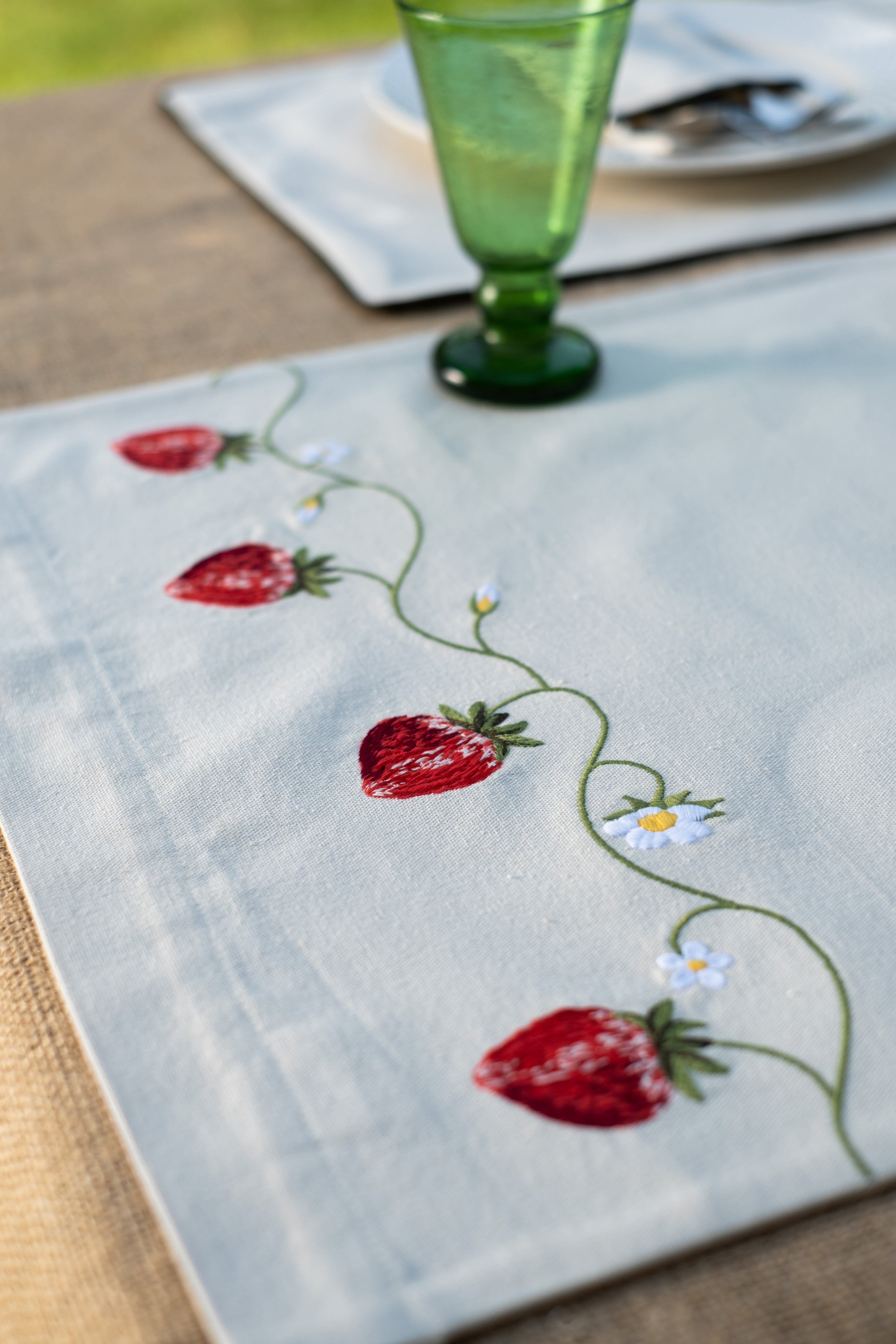 Farawla Table Runner
