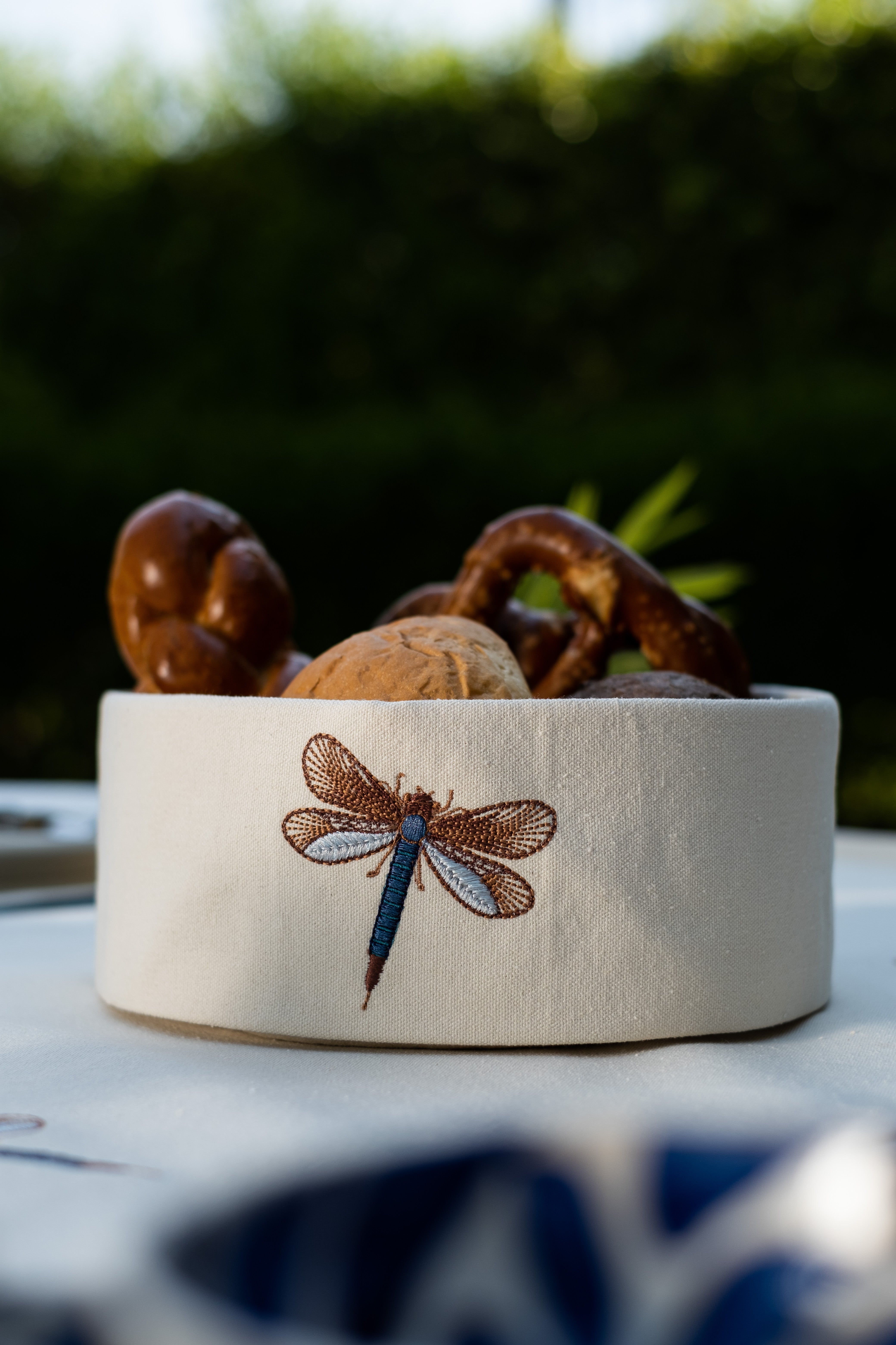 Dragon fly Glow Breadbasket