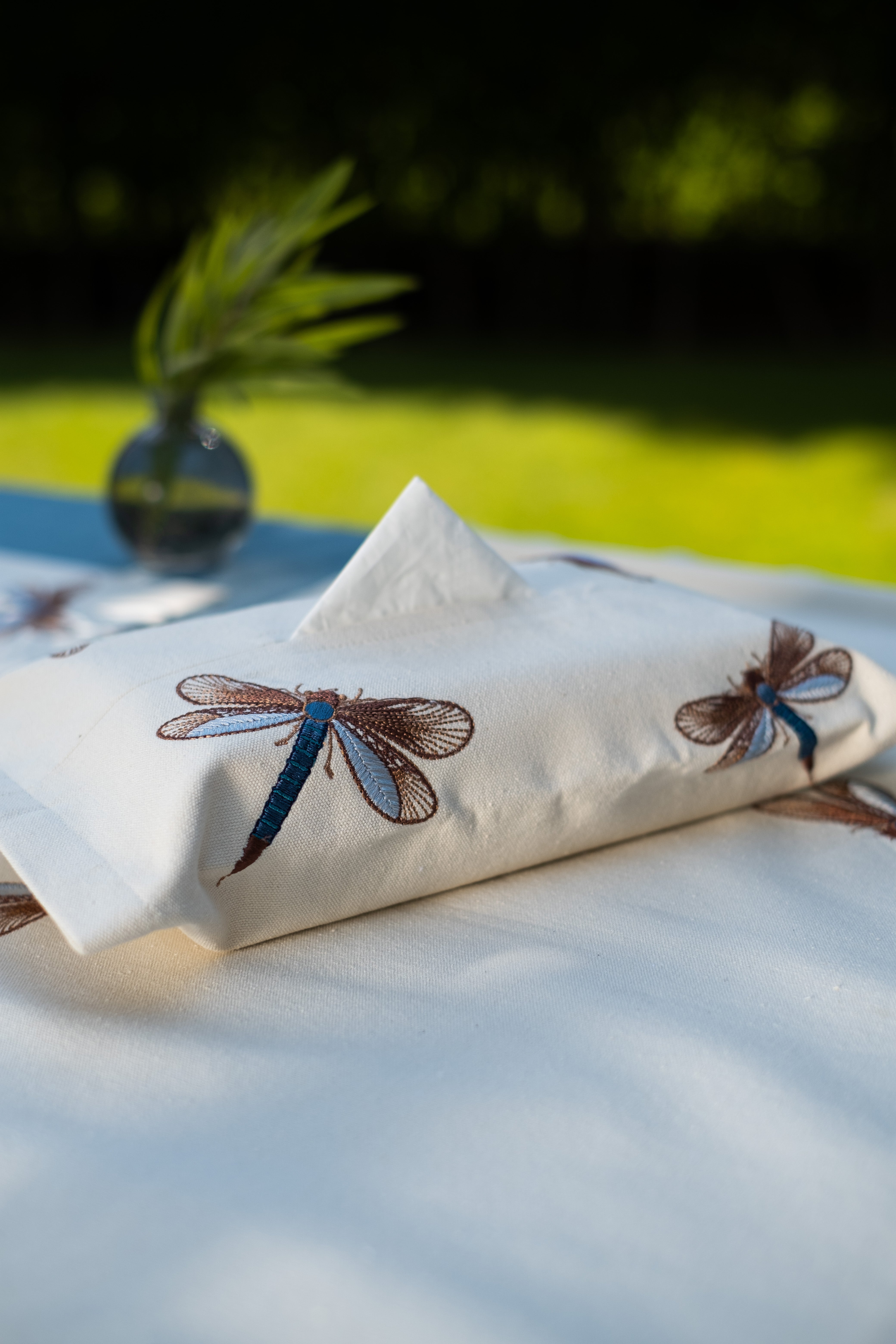 Dragonfly Glow Tissue Box Cover