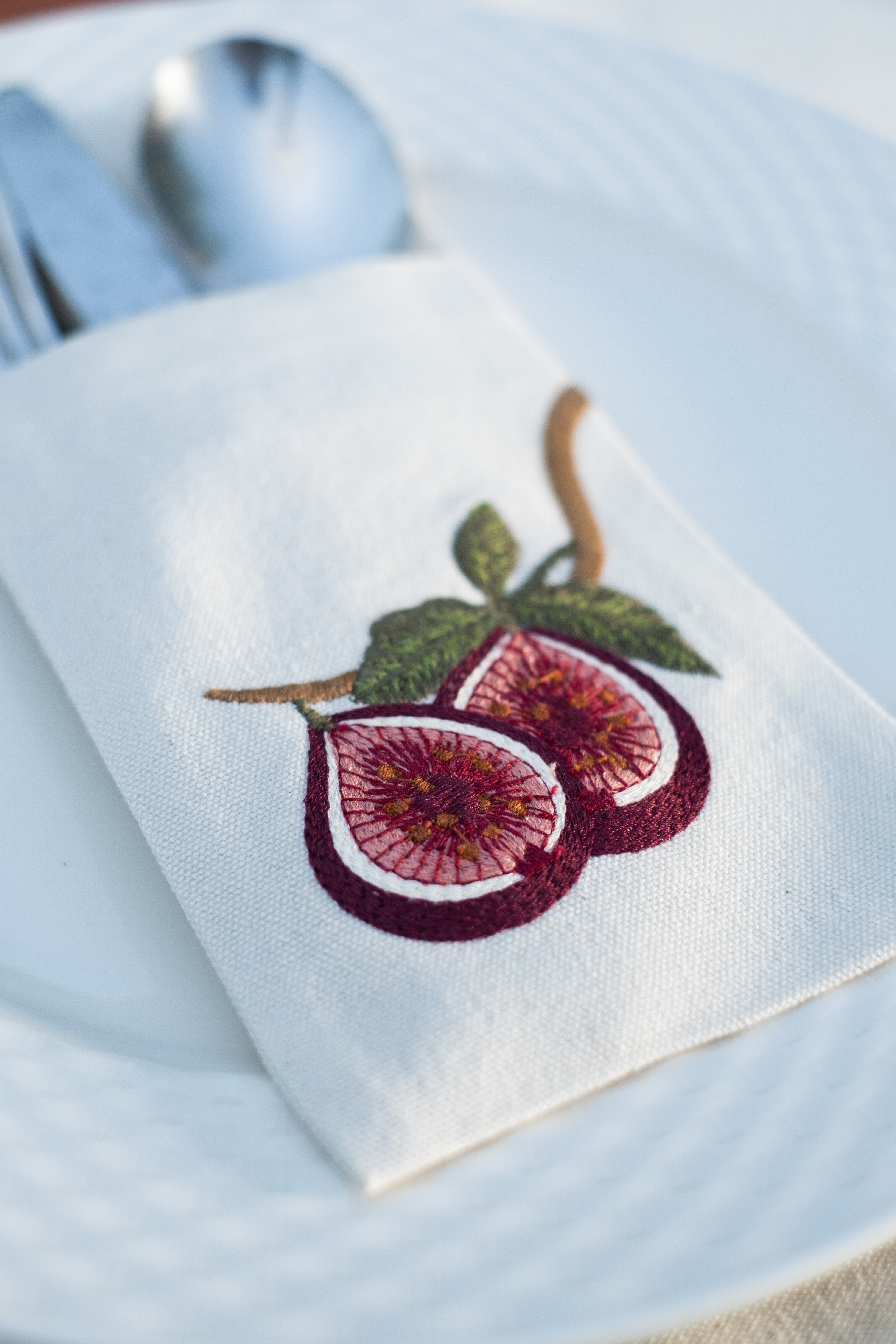 Fig Field Cutlery Holder Set