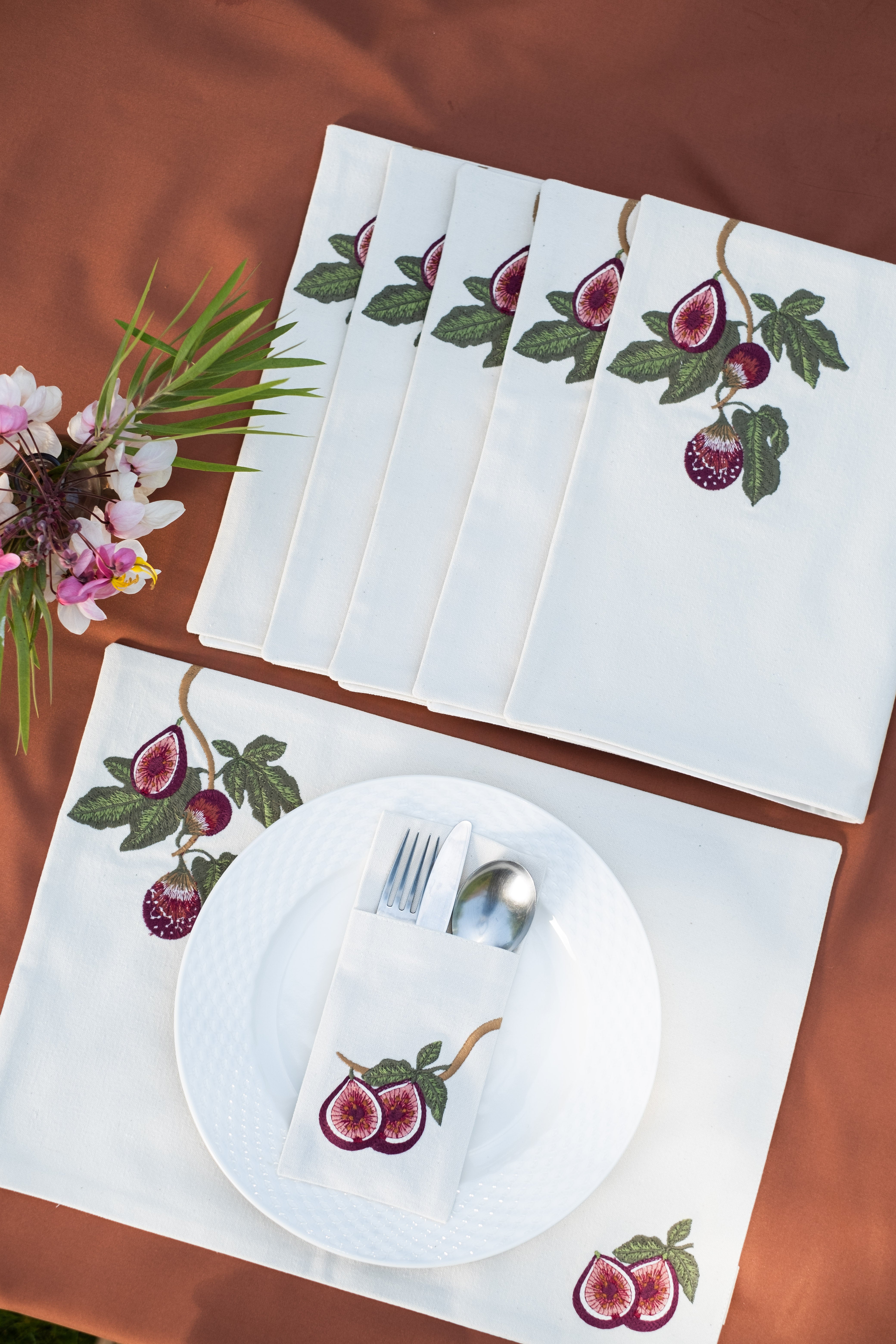 Fig Field Placemats Set