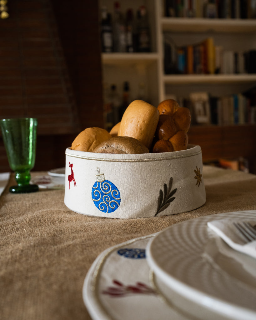 Festive ornaments Breadbasket