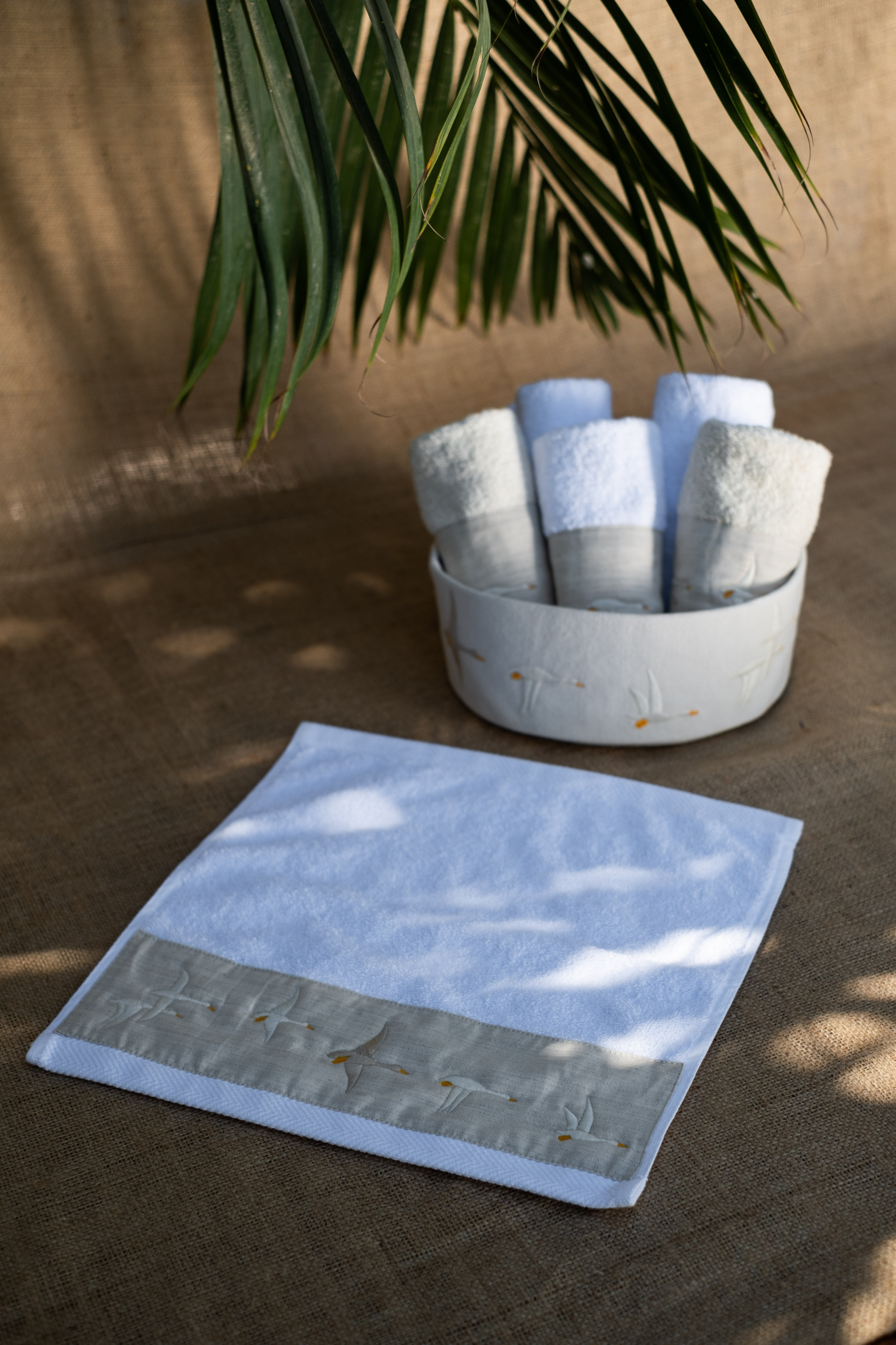 Feather Flock  Guest Towels Set