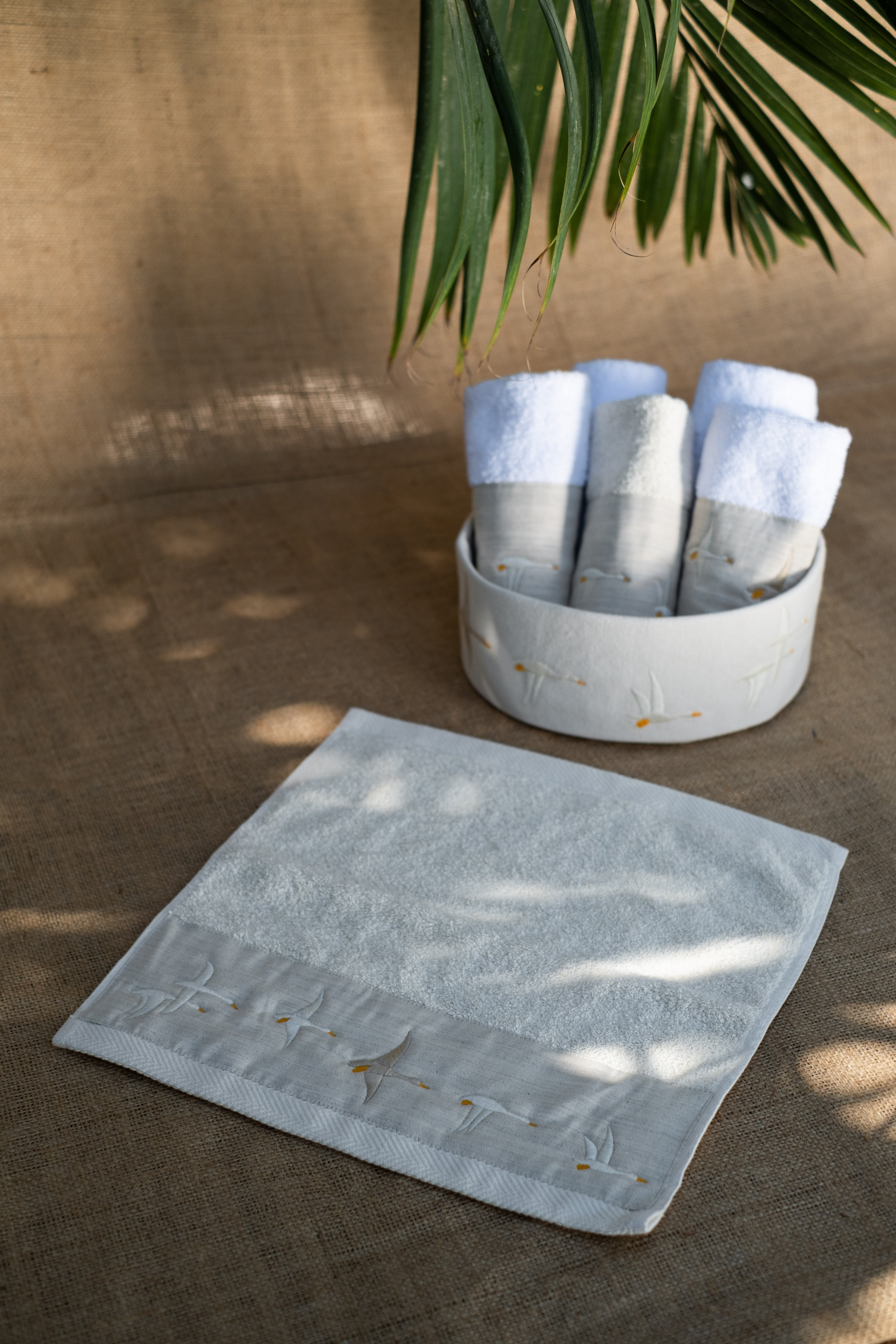 Feather Flock  Guest Towels Set