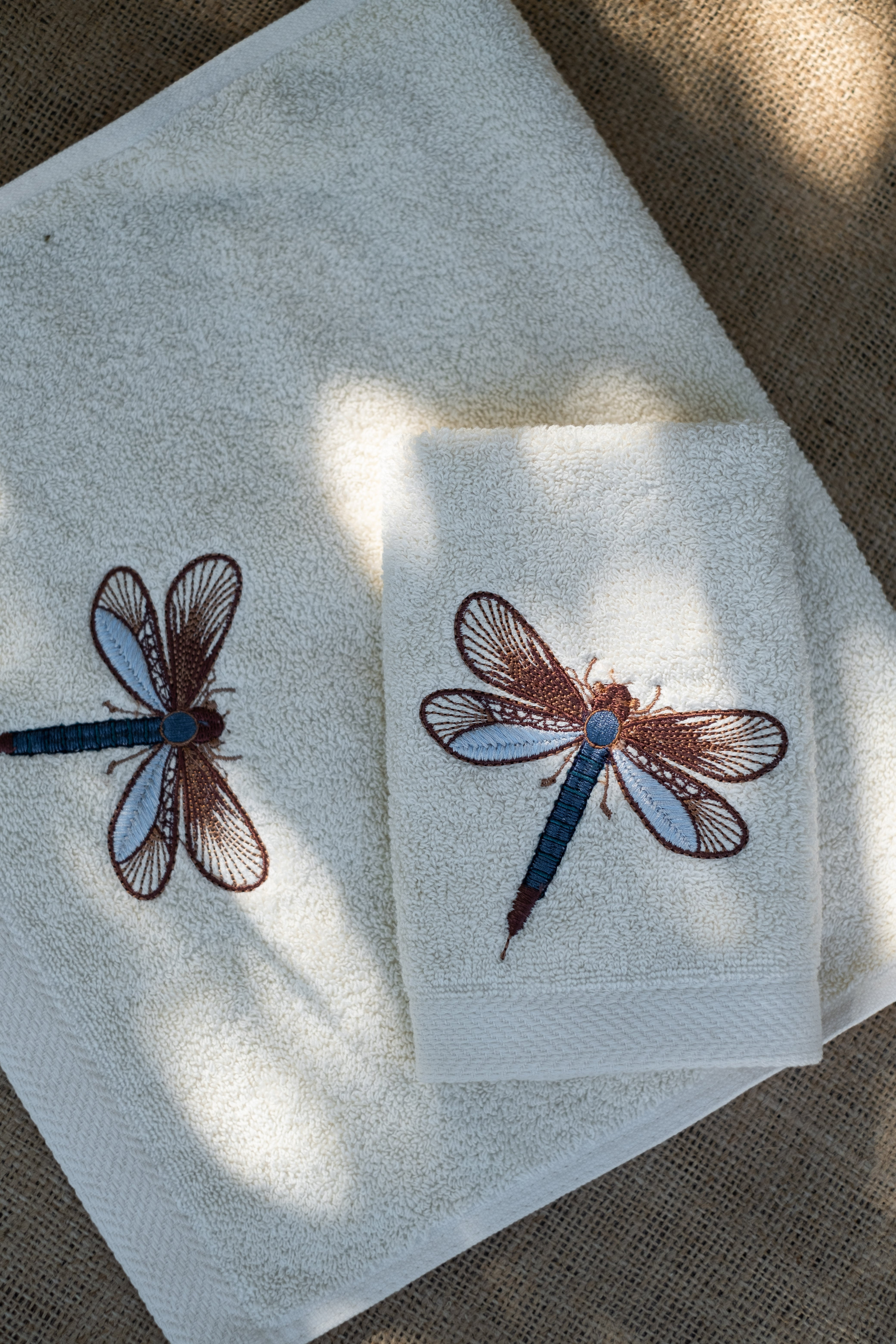 Dragonfly Glow Guest Towels Set