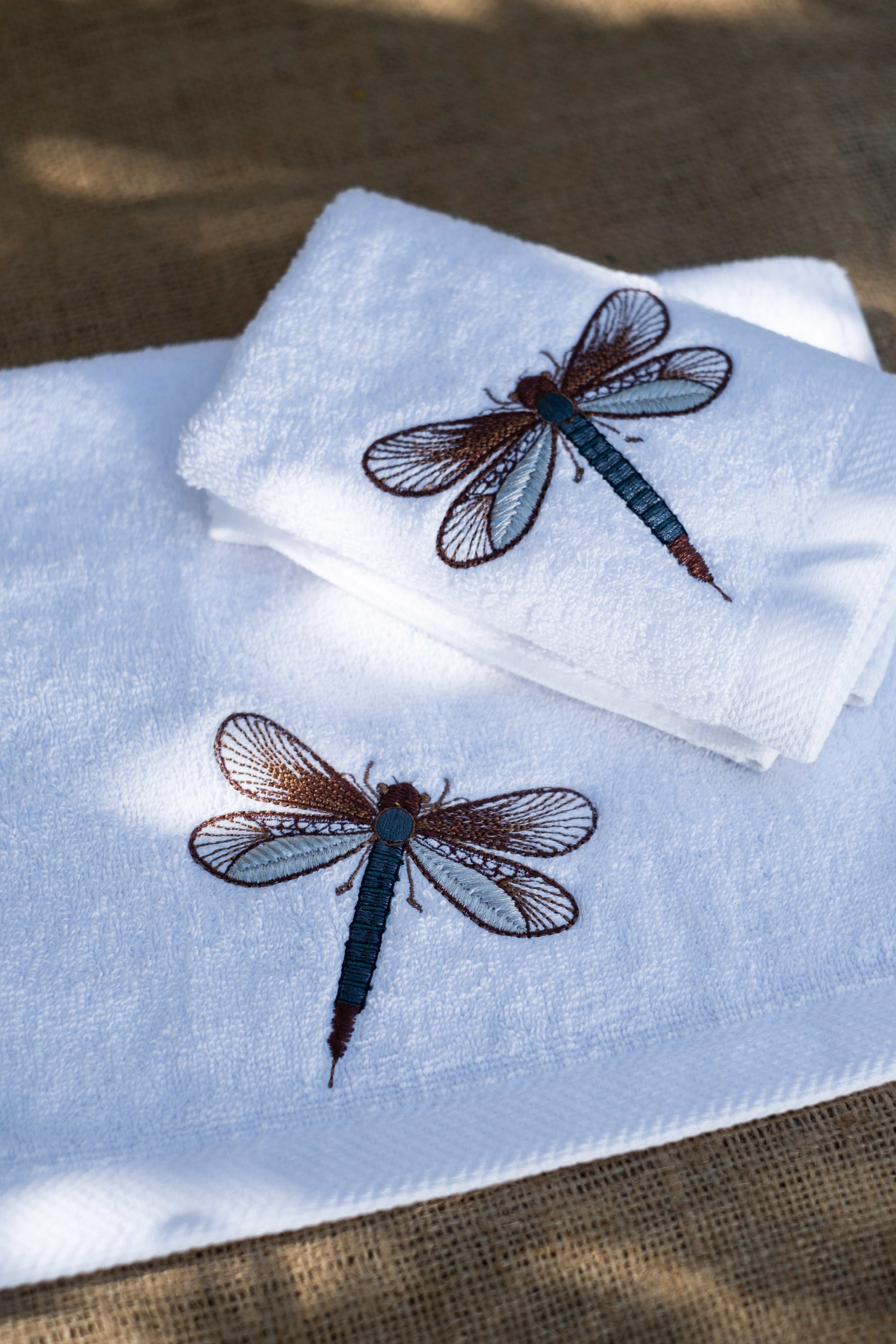 Dragonfly Glow Guest Towels Set