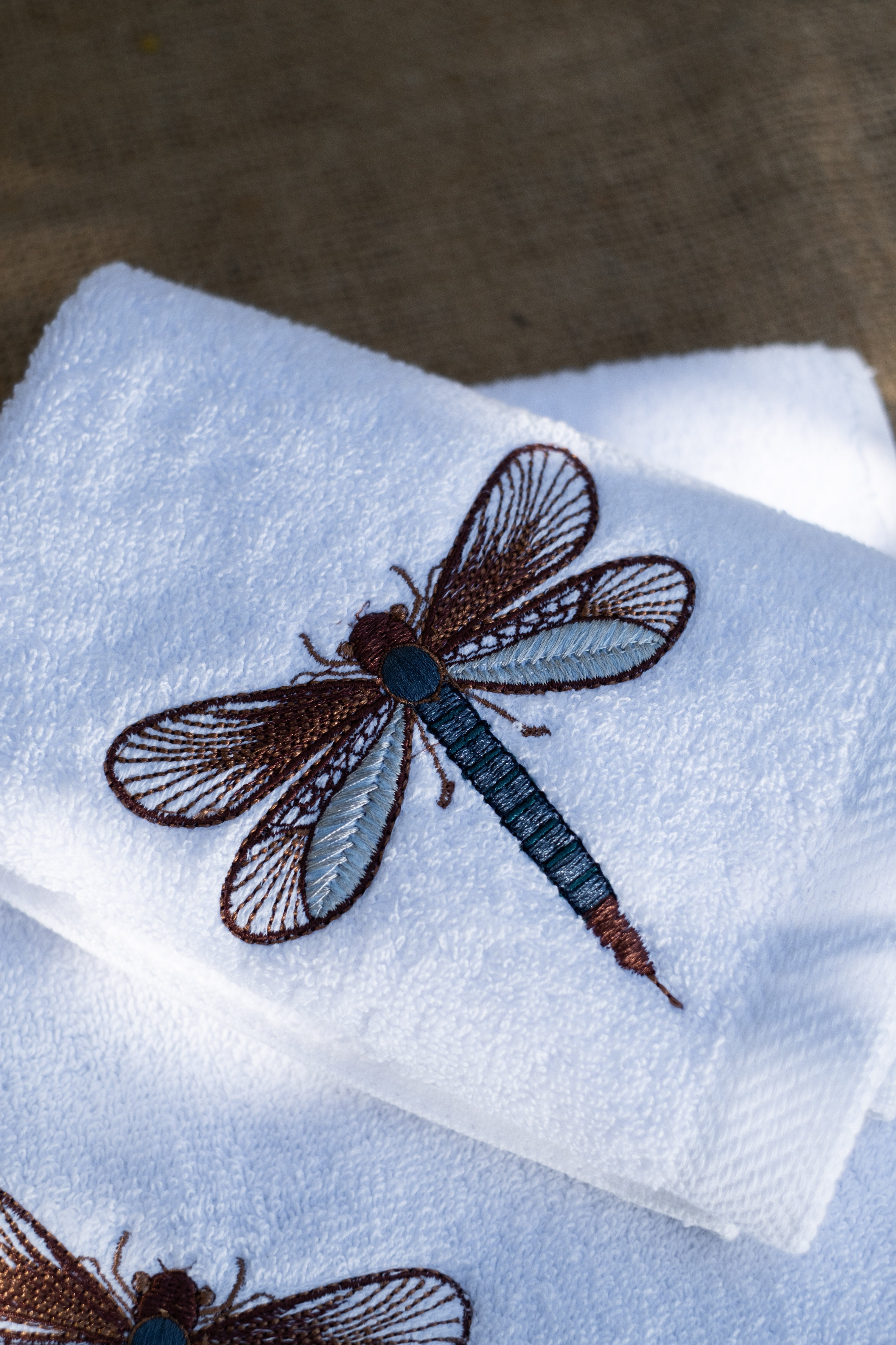 Dragonfly Glow Guest Towels Set