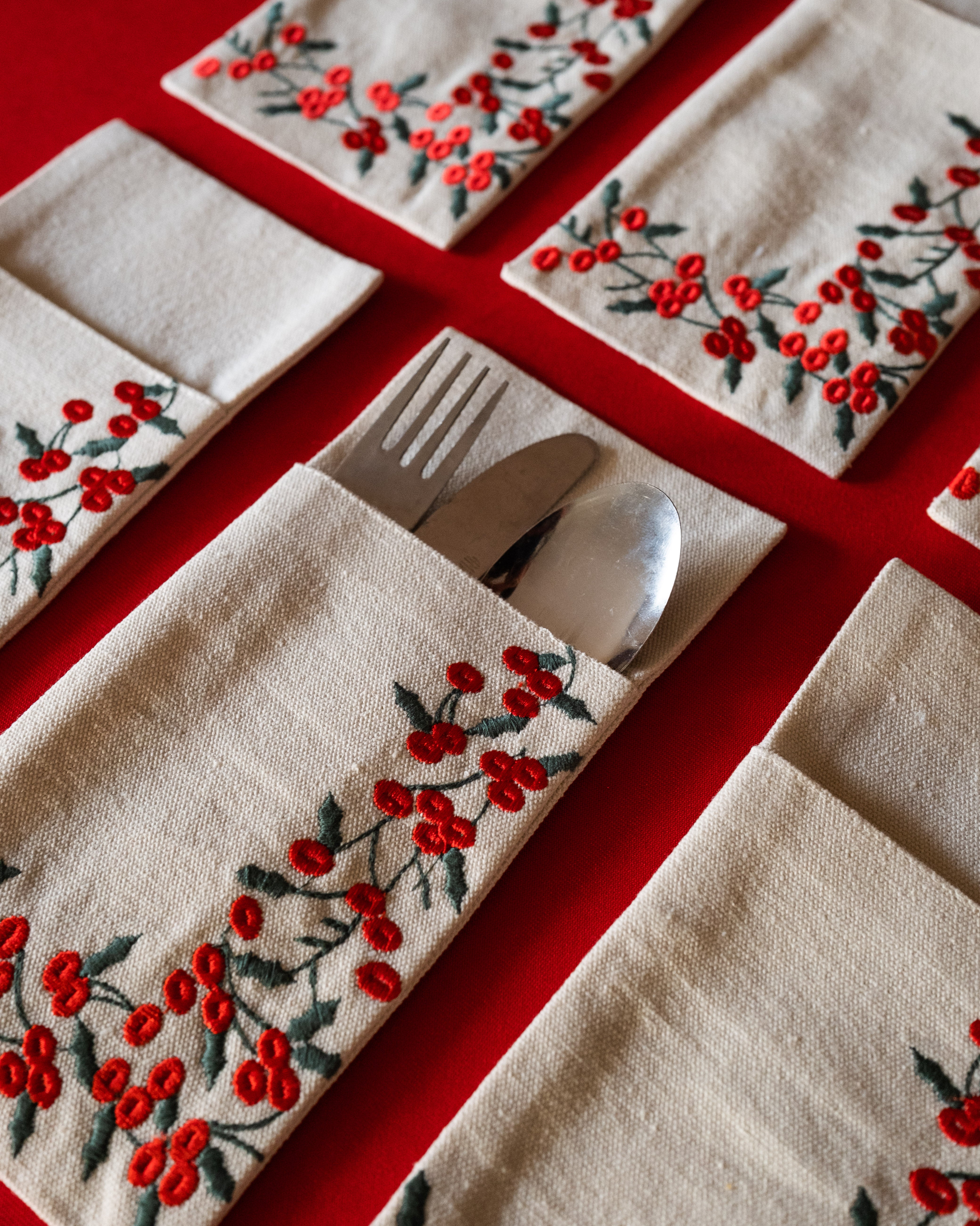 Berry Bliss Cutlery Holder Set