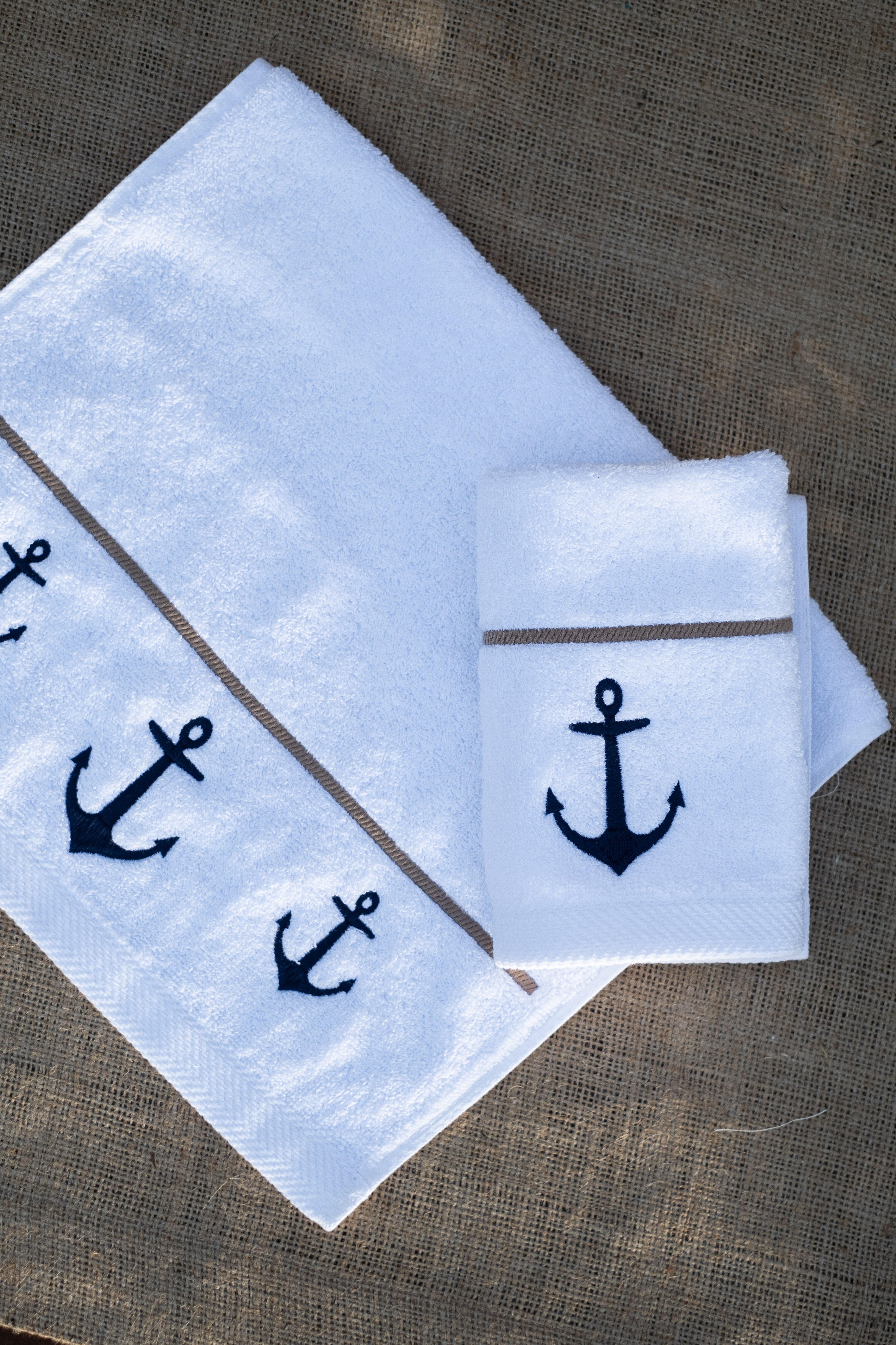 Salty Anchor Guest Towels Set