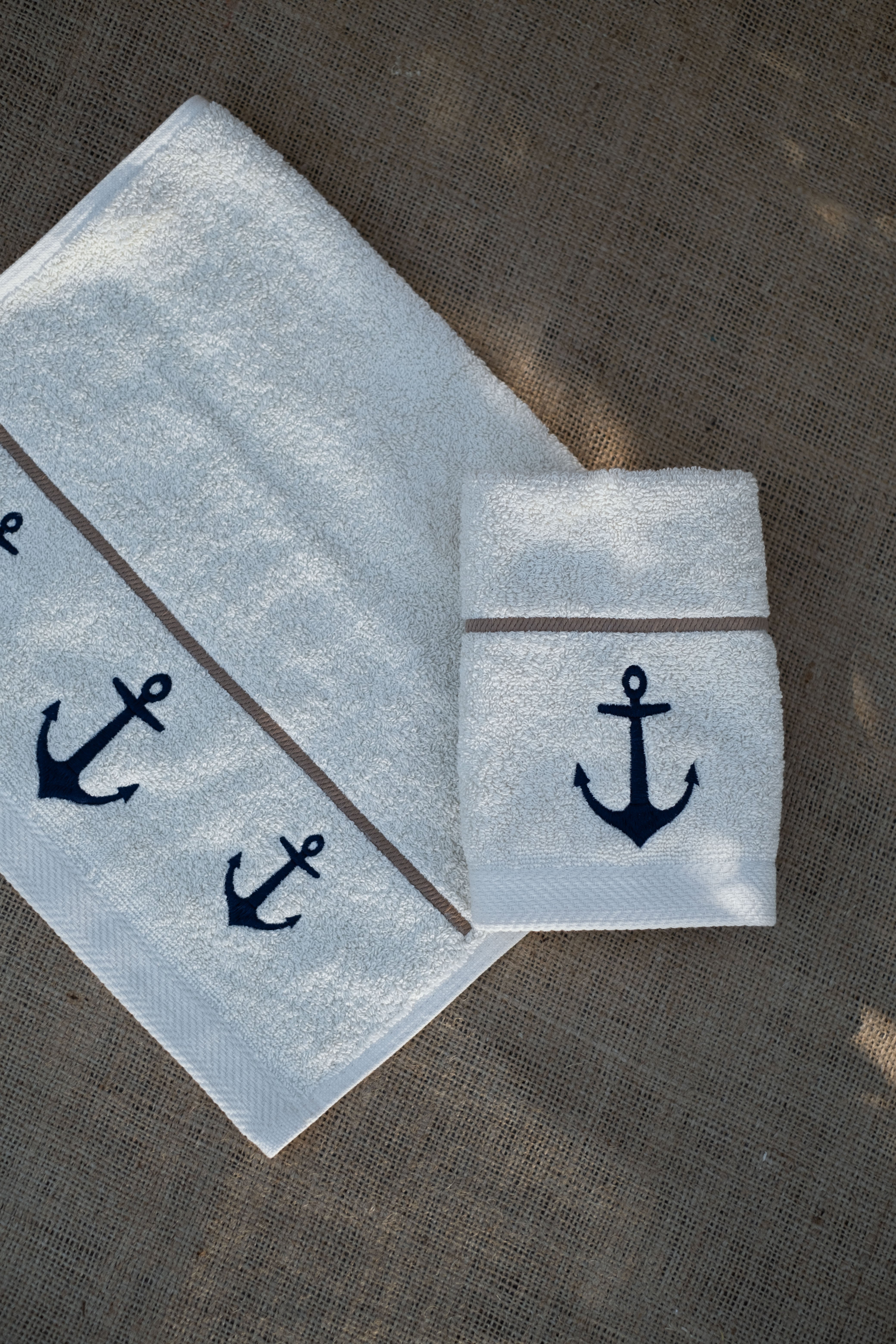 Salty Anchor Guest Towels Set