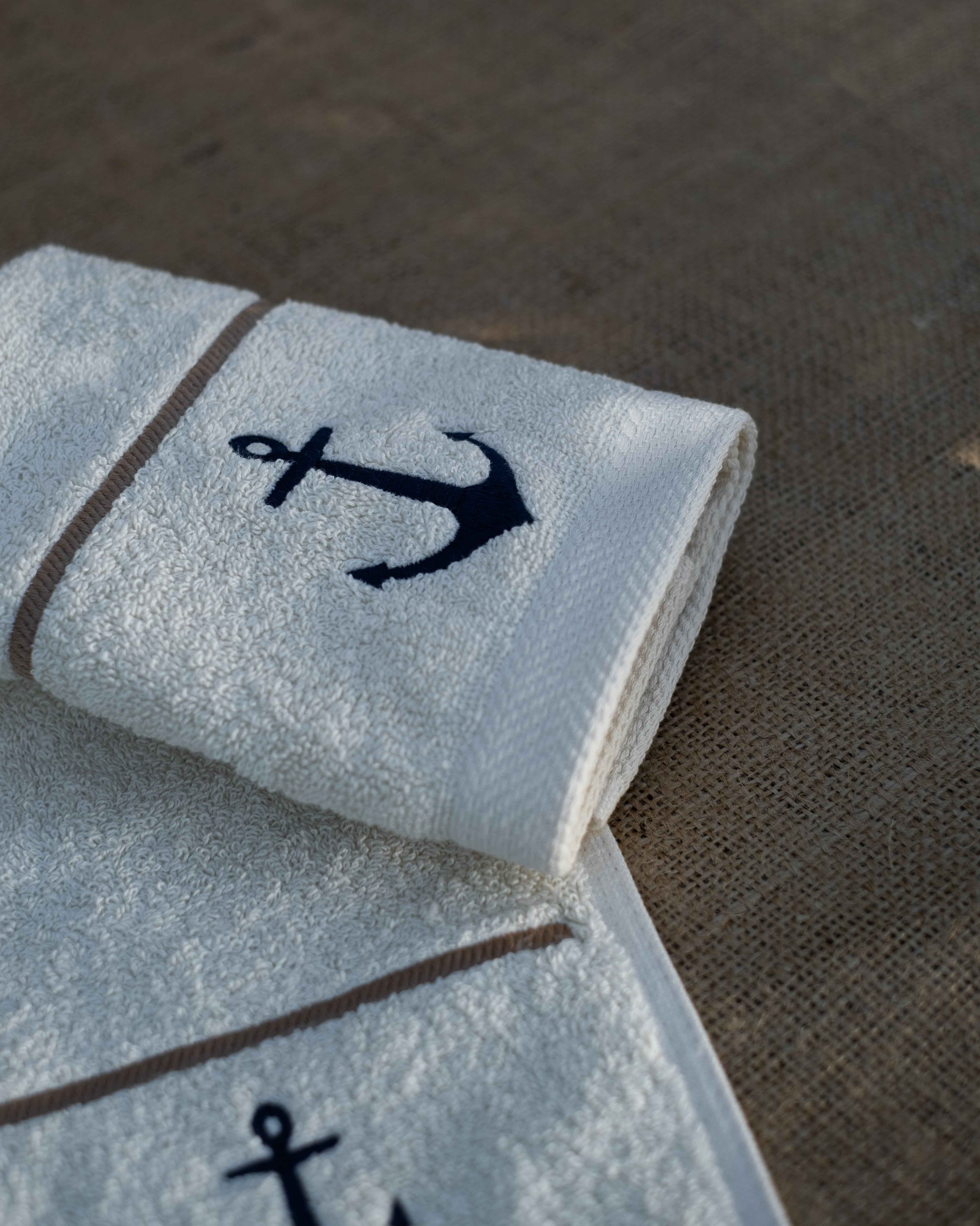 Salty Anchor Guest Towels Set