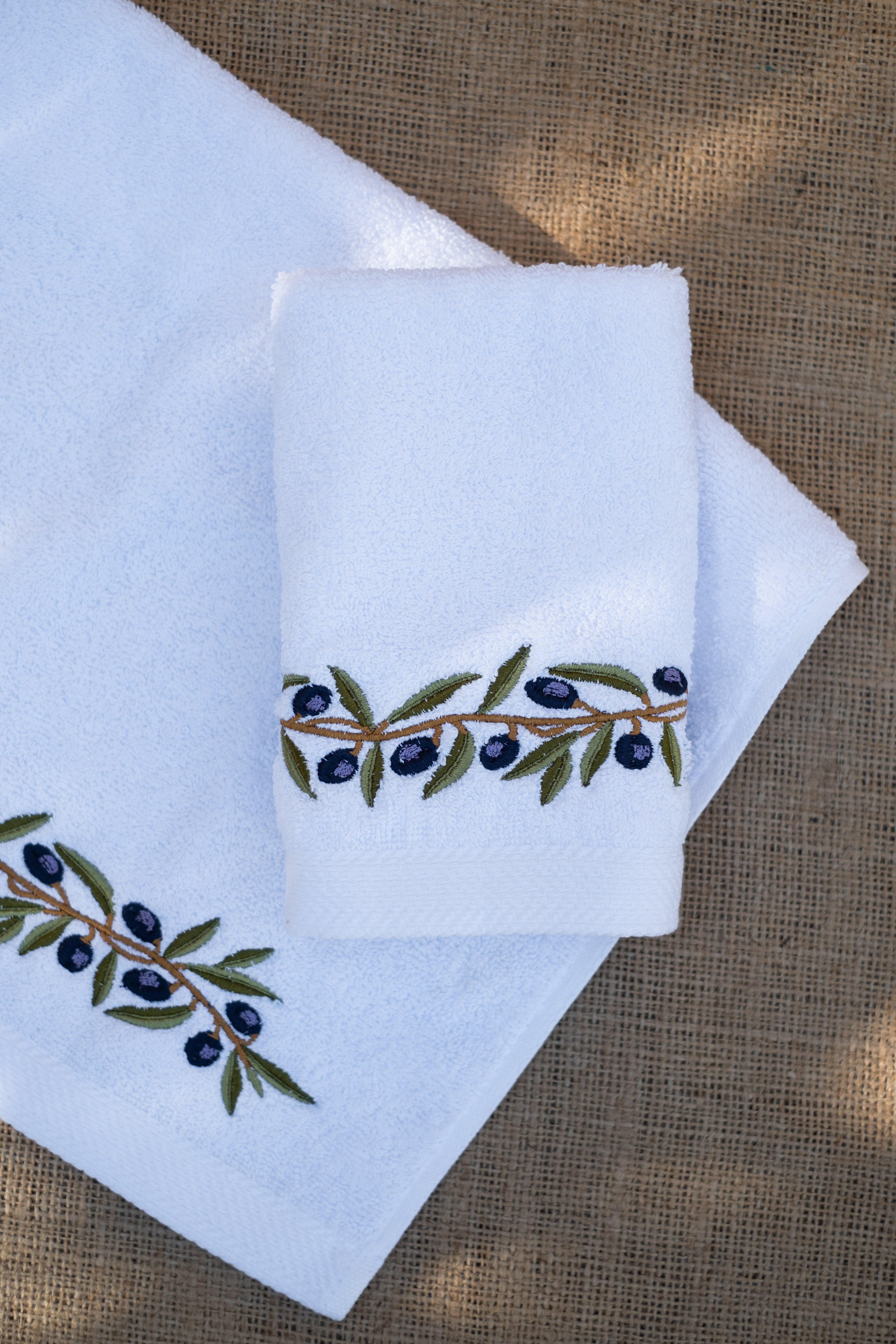Olive Branch Guest Towels Set