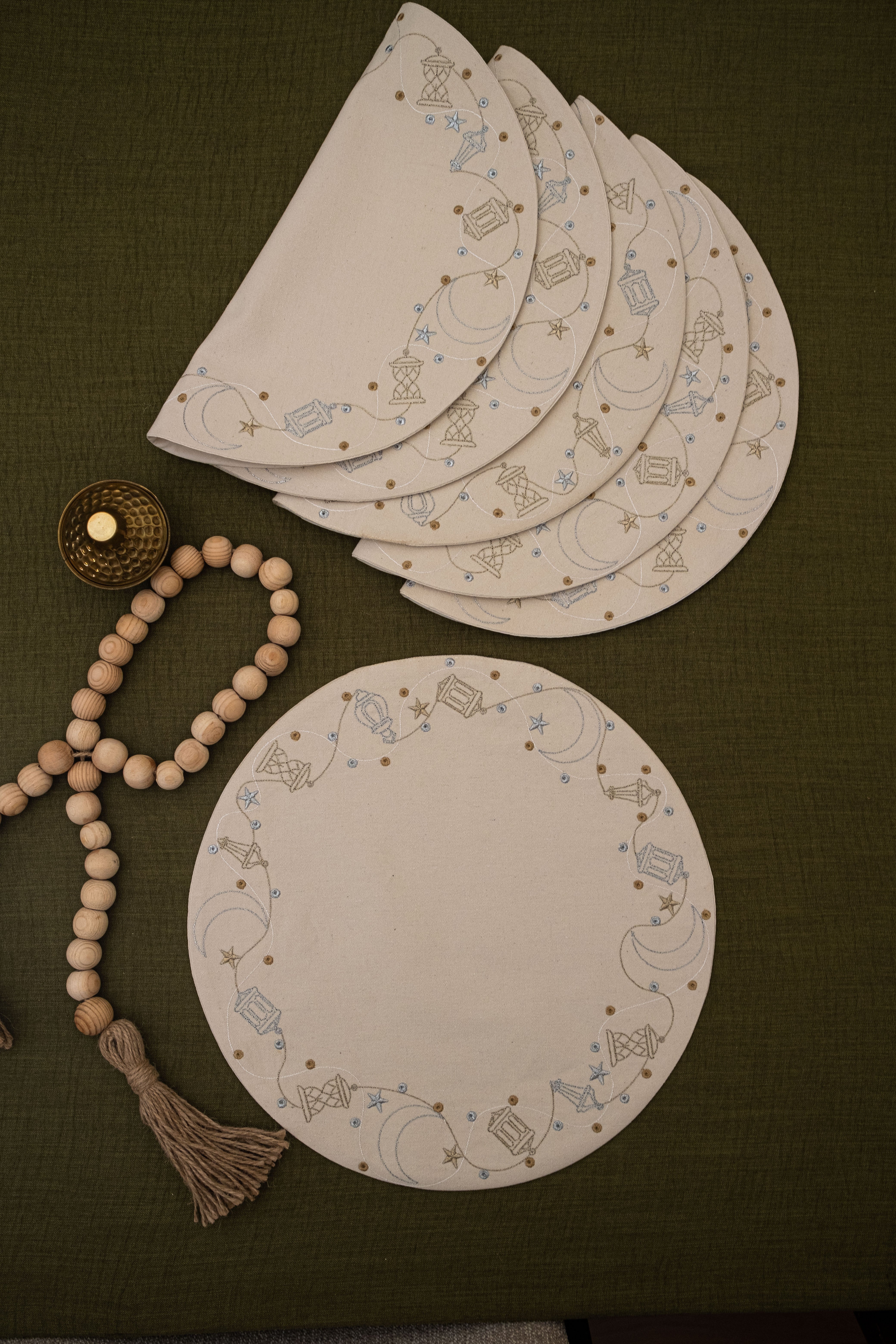 Fawanees Placemats Set