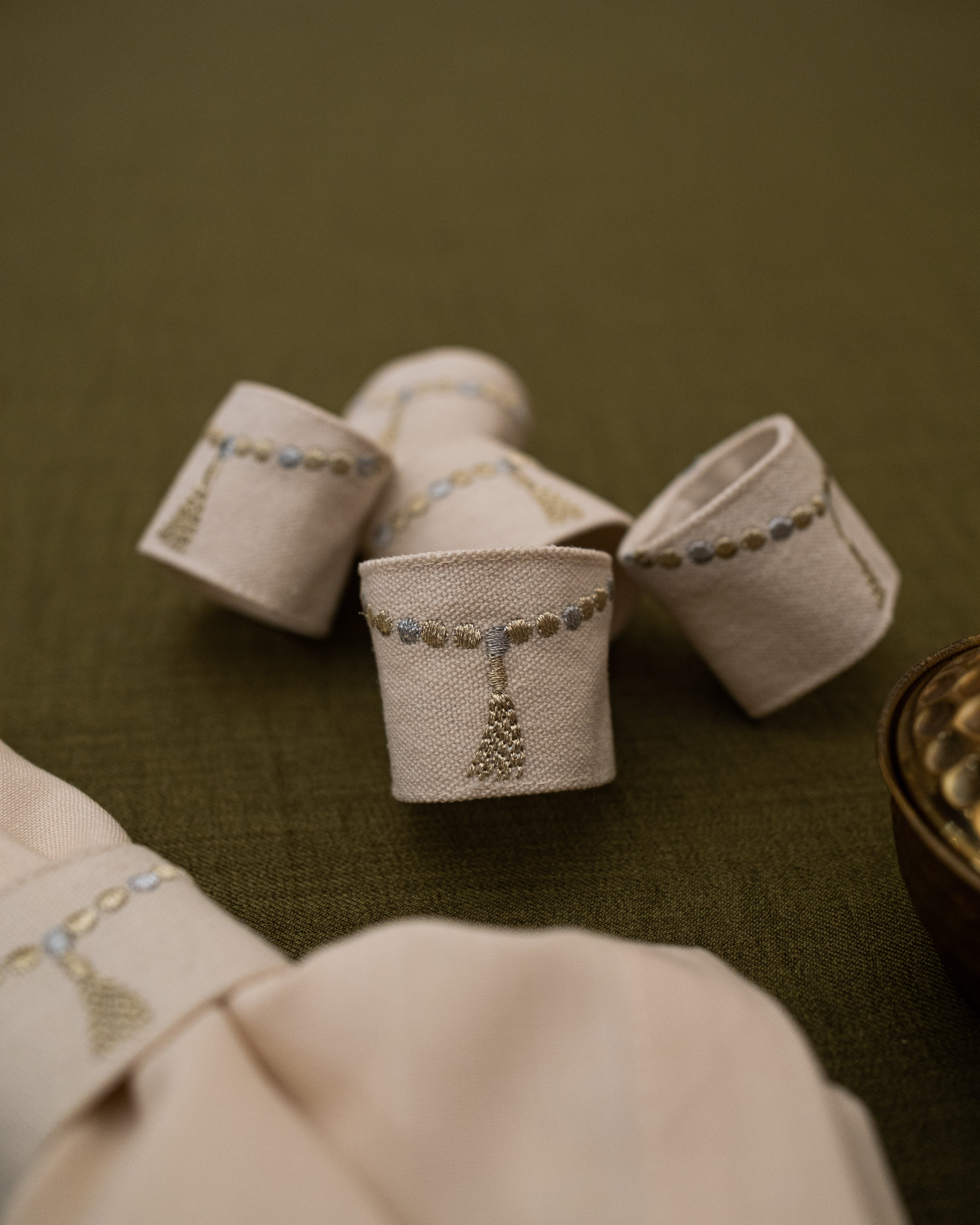 Sebha Napkin Holder Ring Set