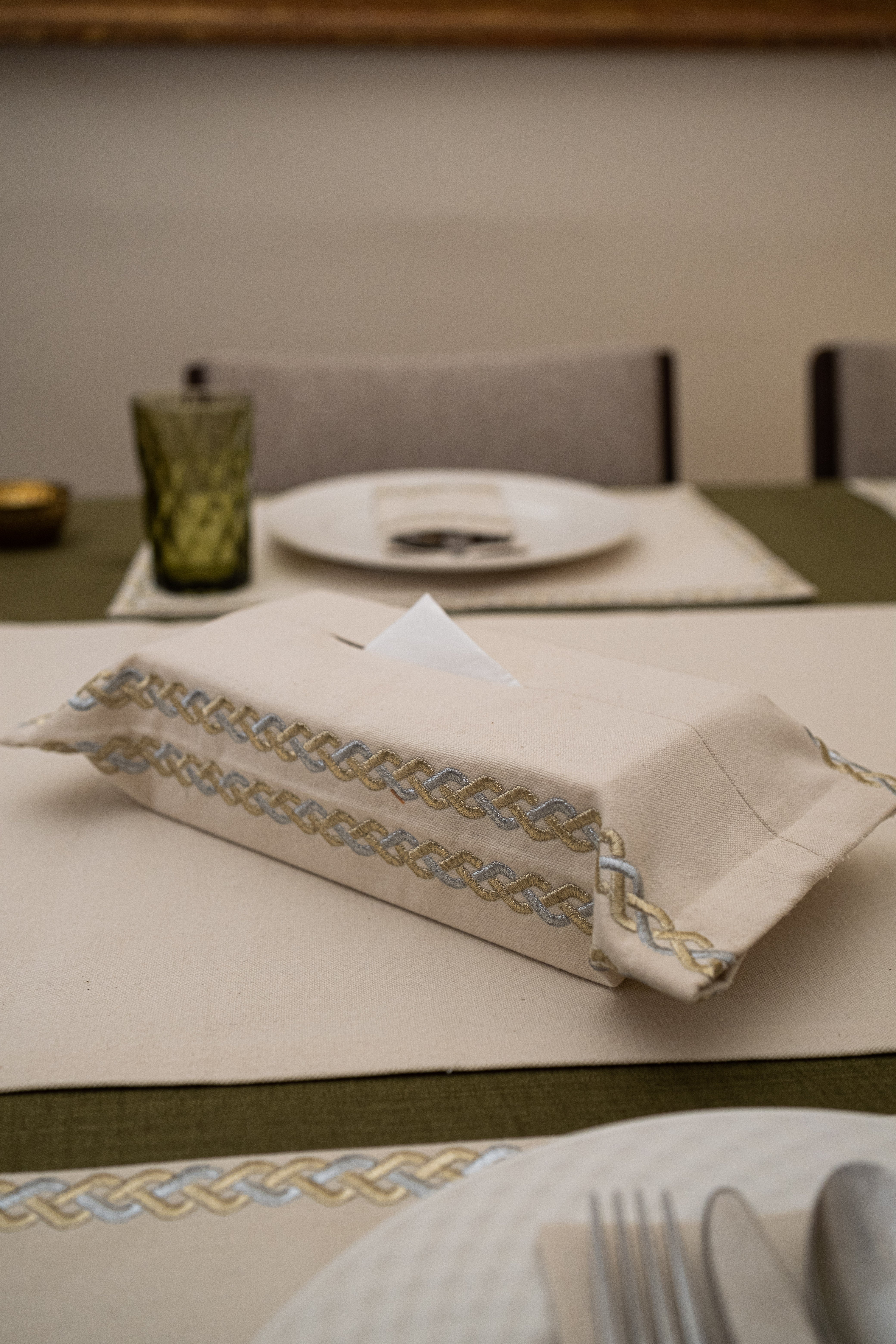 The Regal Braid Tissue Box Cover