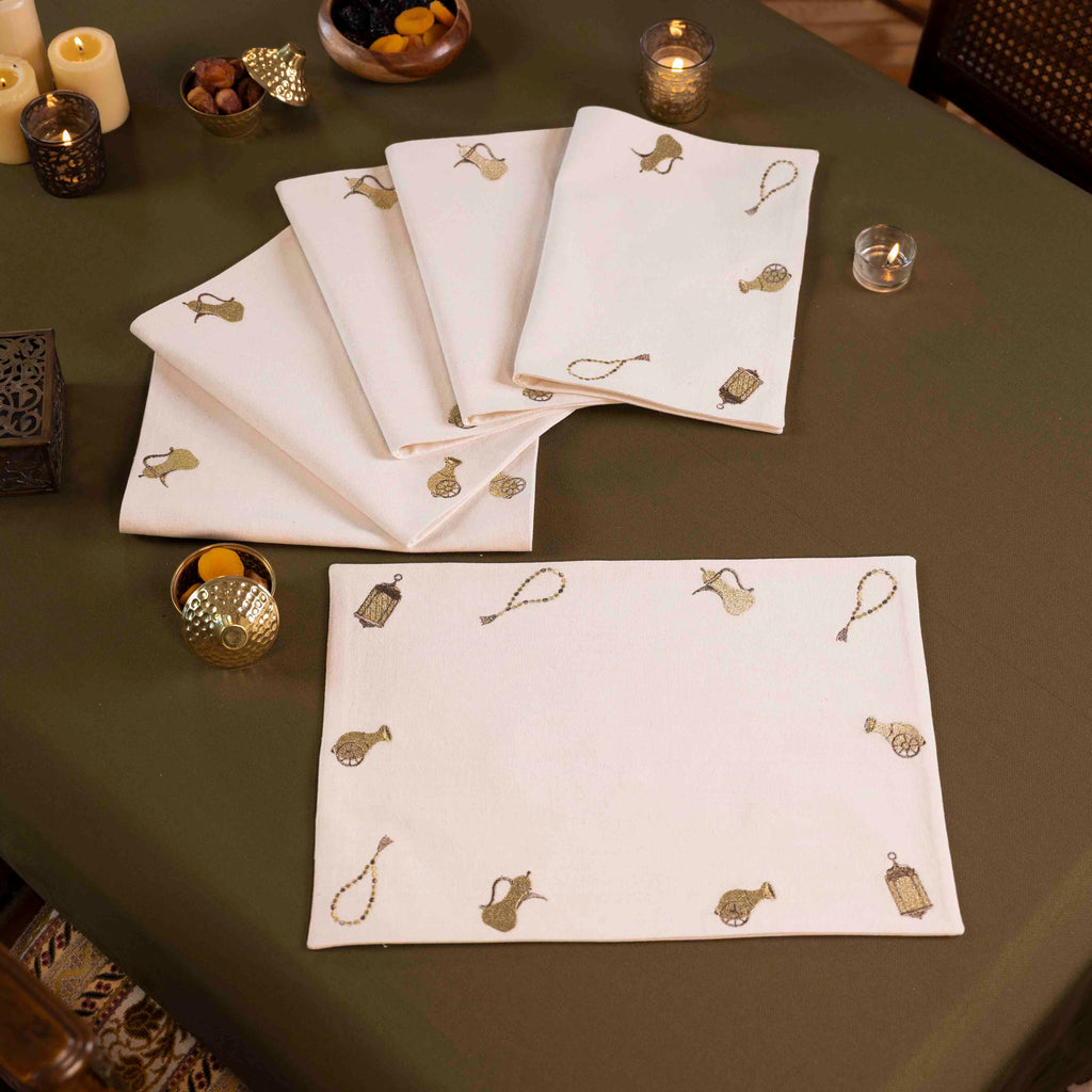 Wahawee Italic Placemats Set