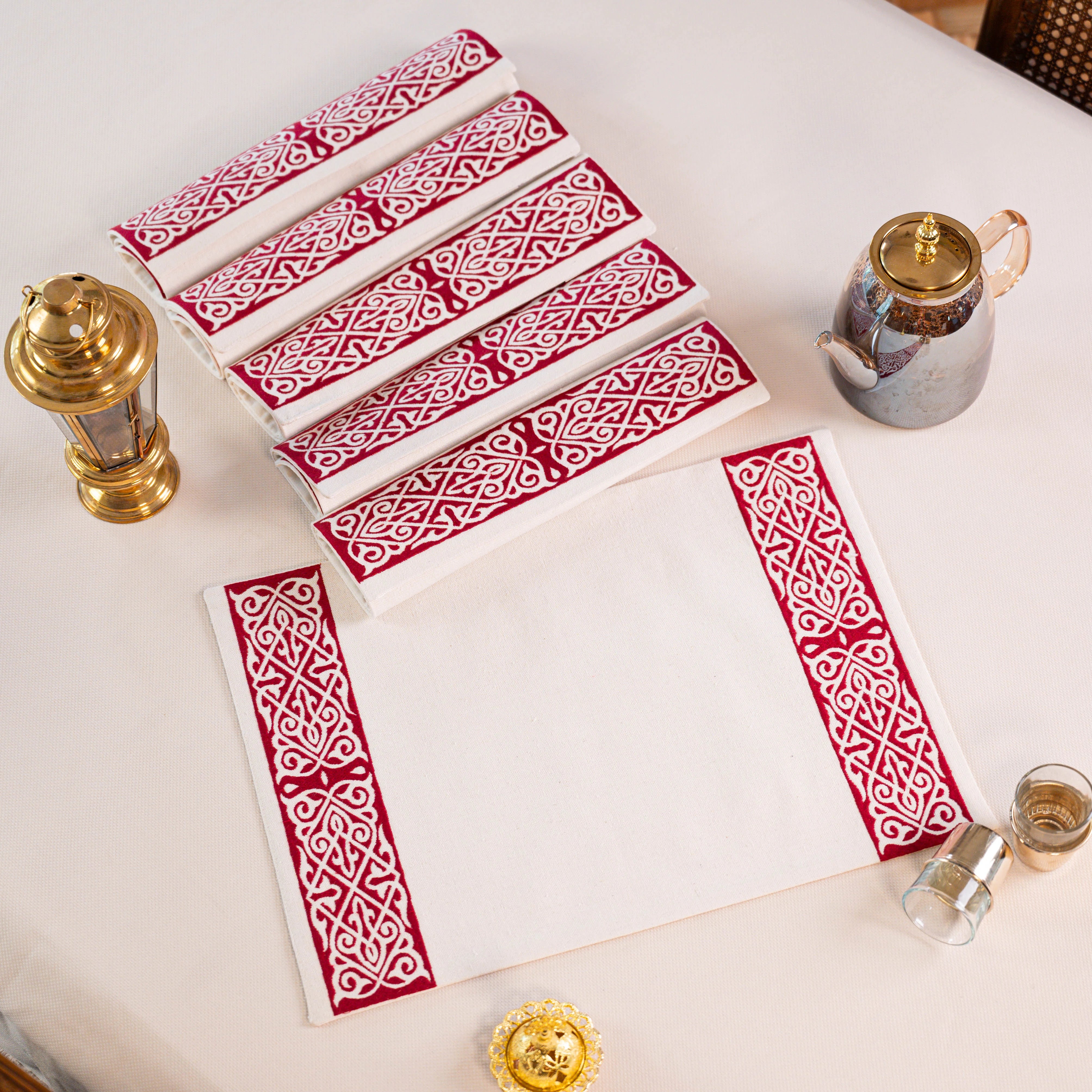 Arabian Nights Placemats Set