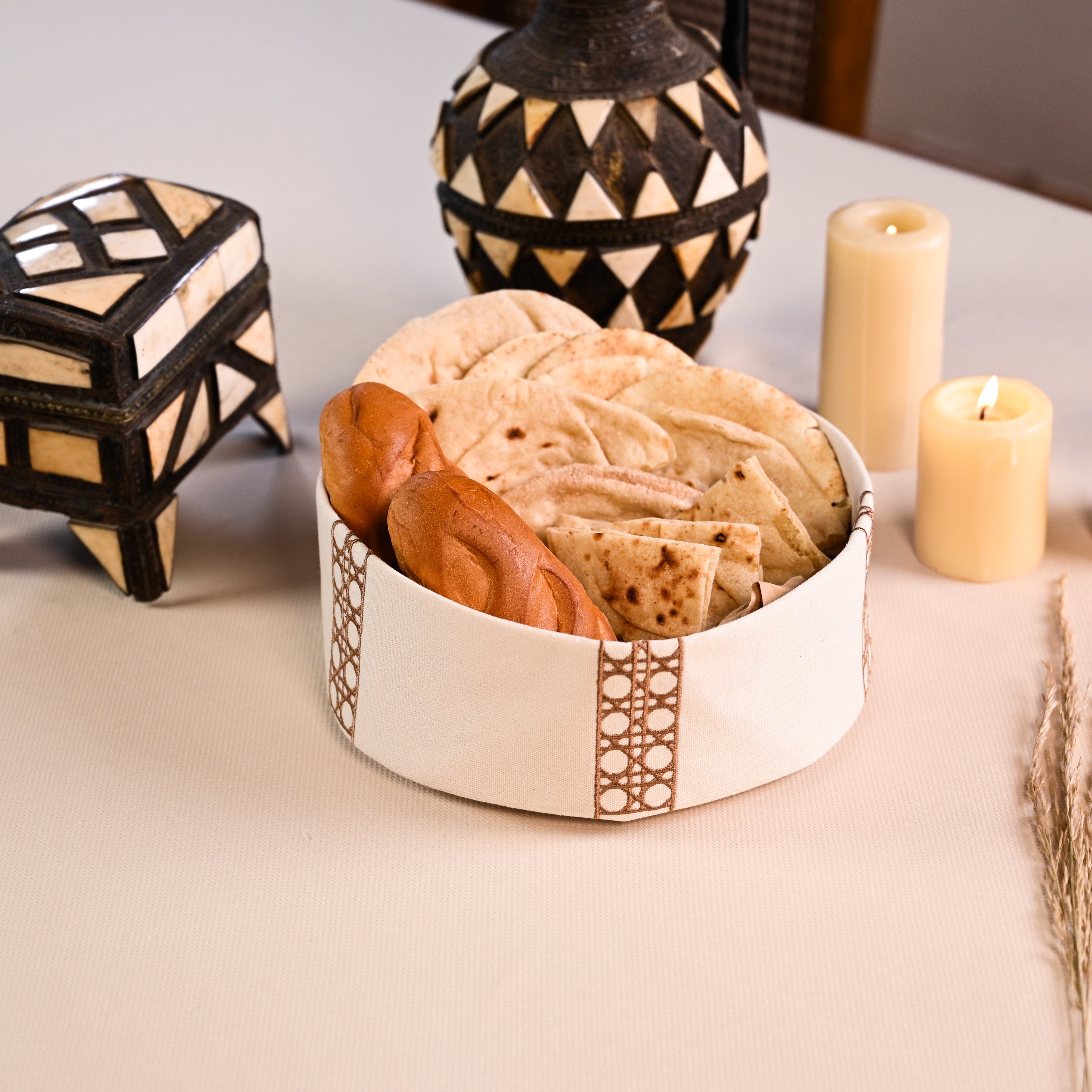 Wooden Cané Breadbasket