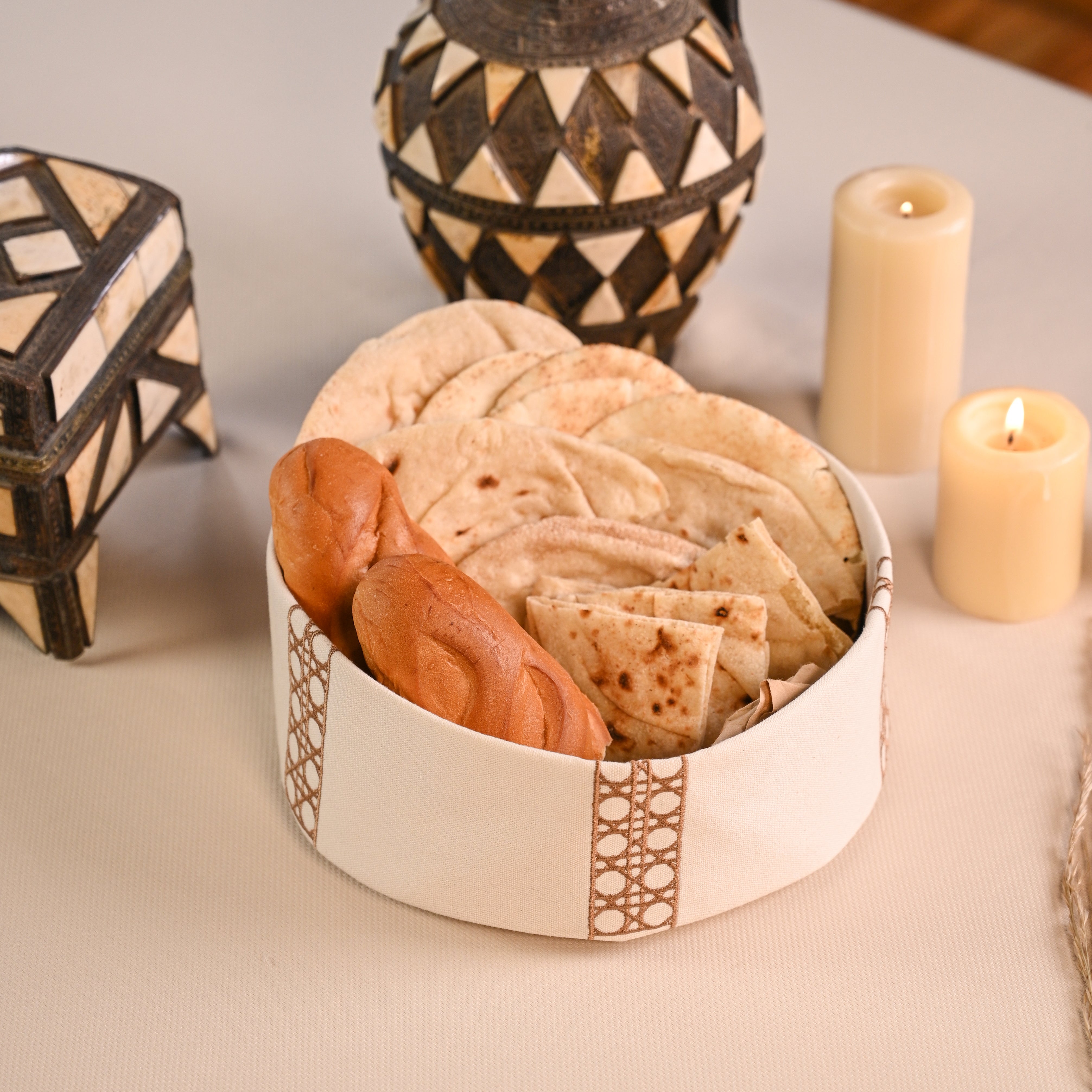 Wooden Cané Breadbasket