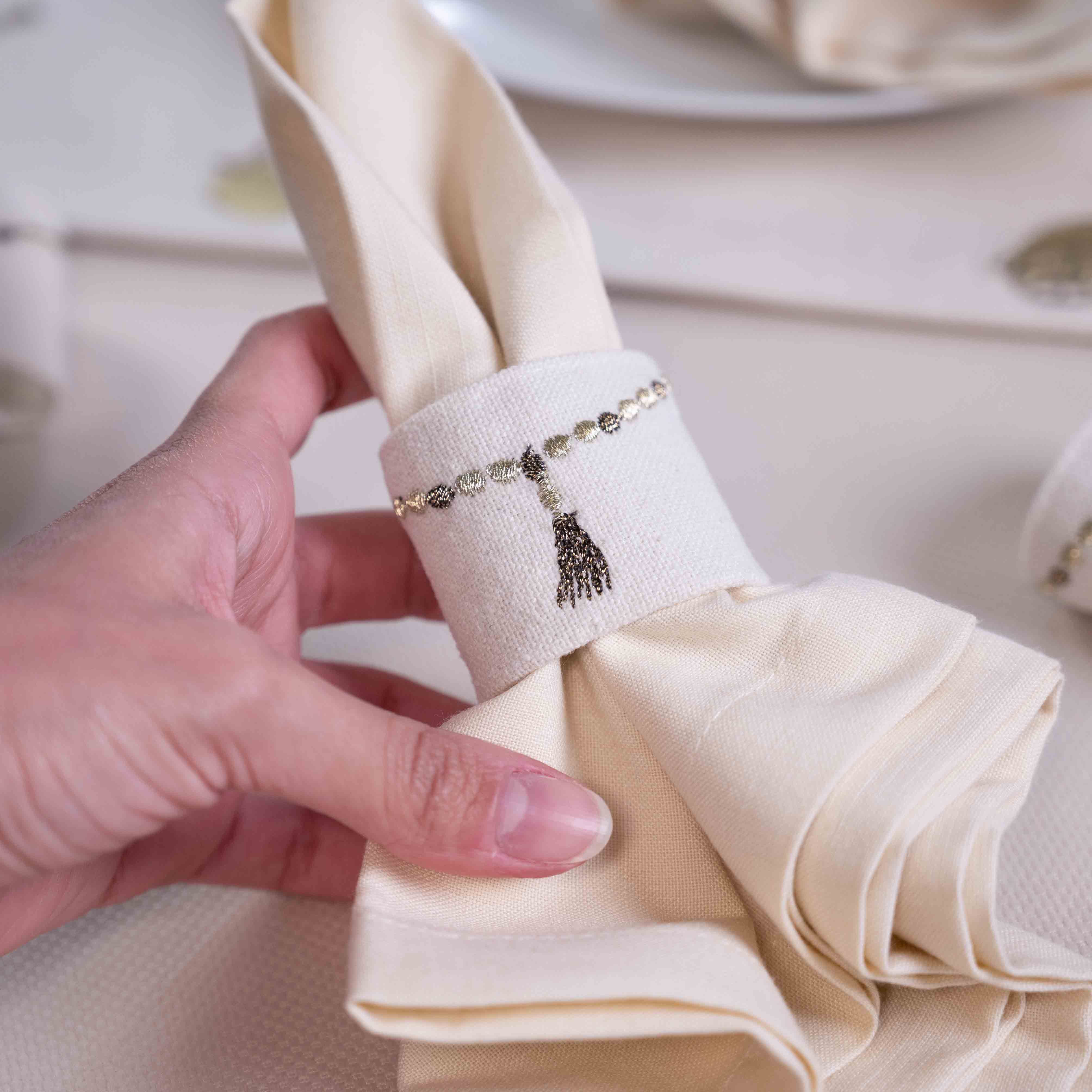 Sebha Napkin Holder Ring Set