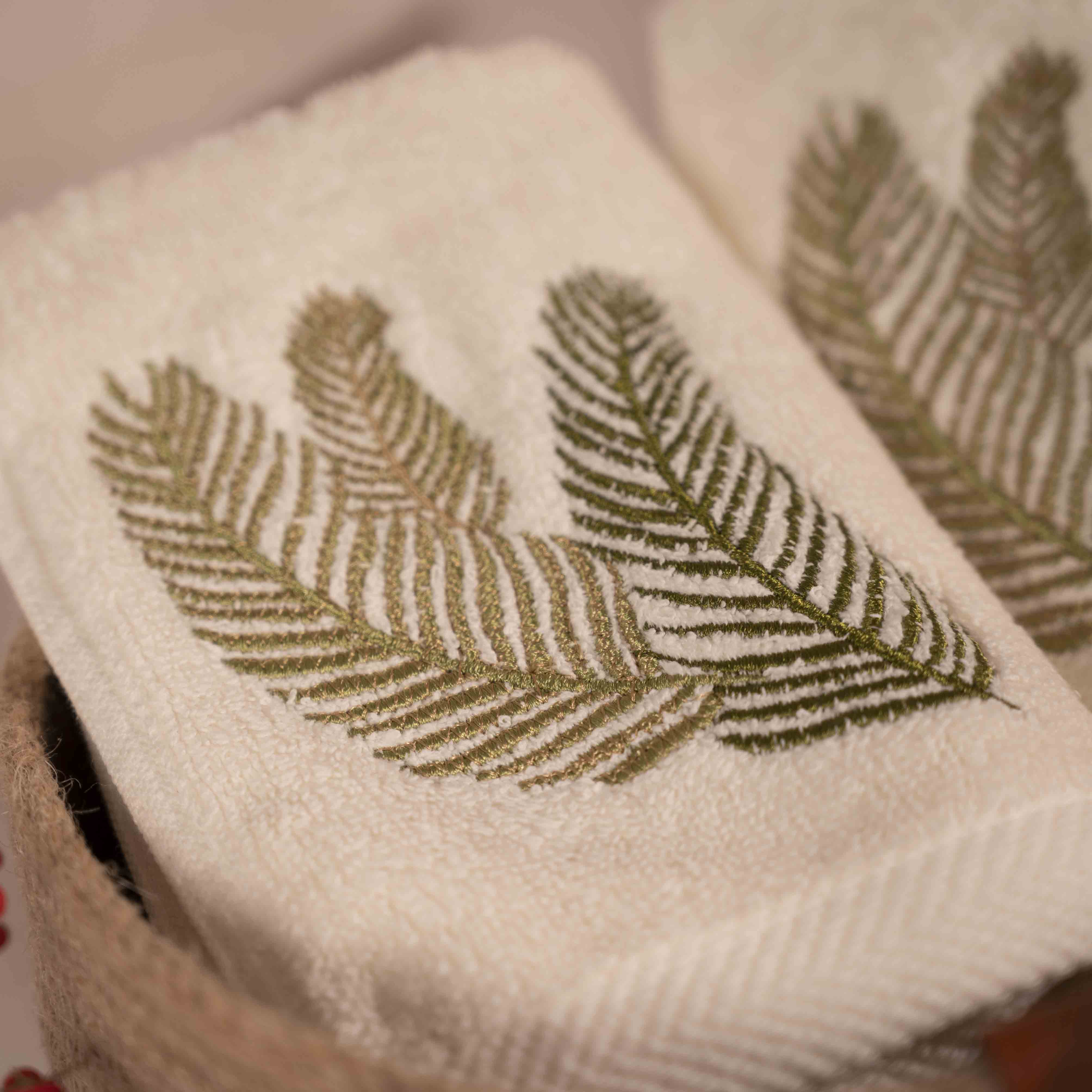 Palm Leaves Guest Towel Set