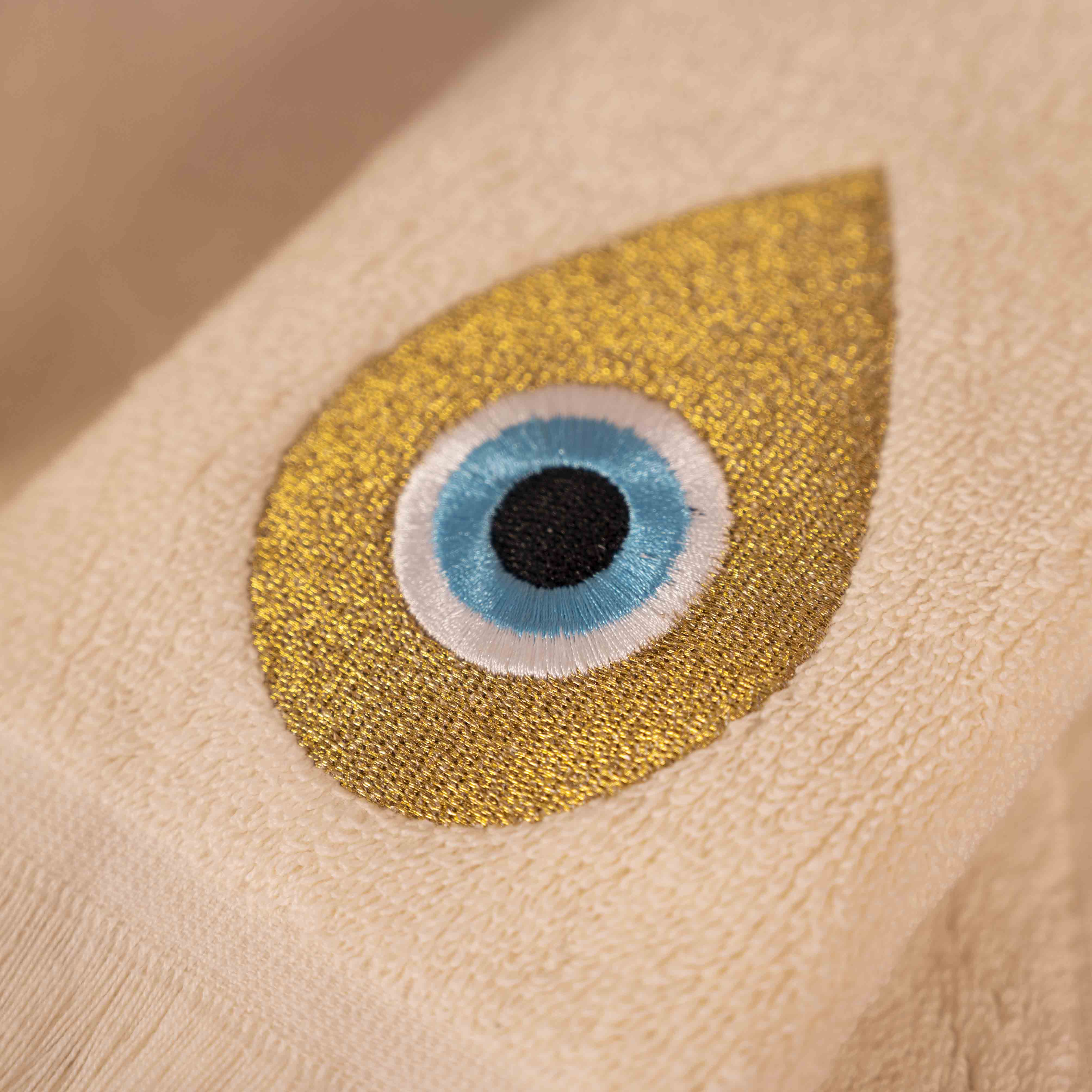 Golden Eye Guest Towels Set
