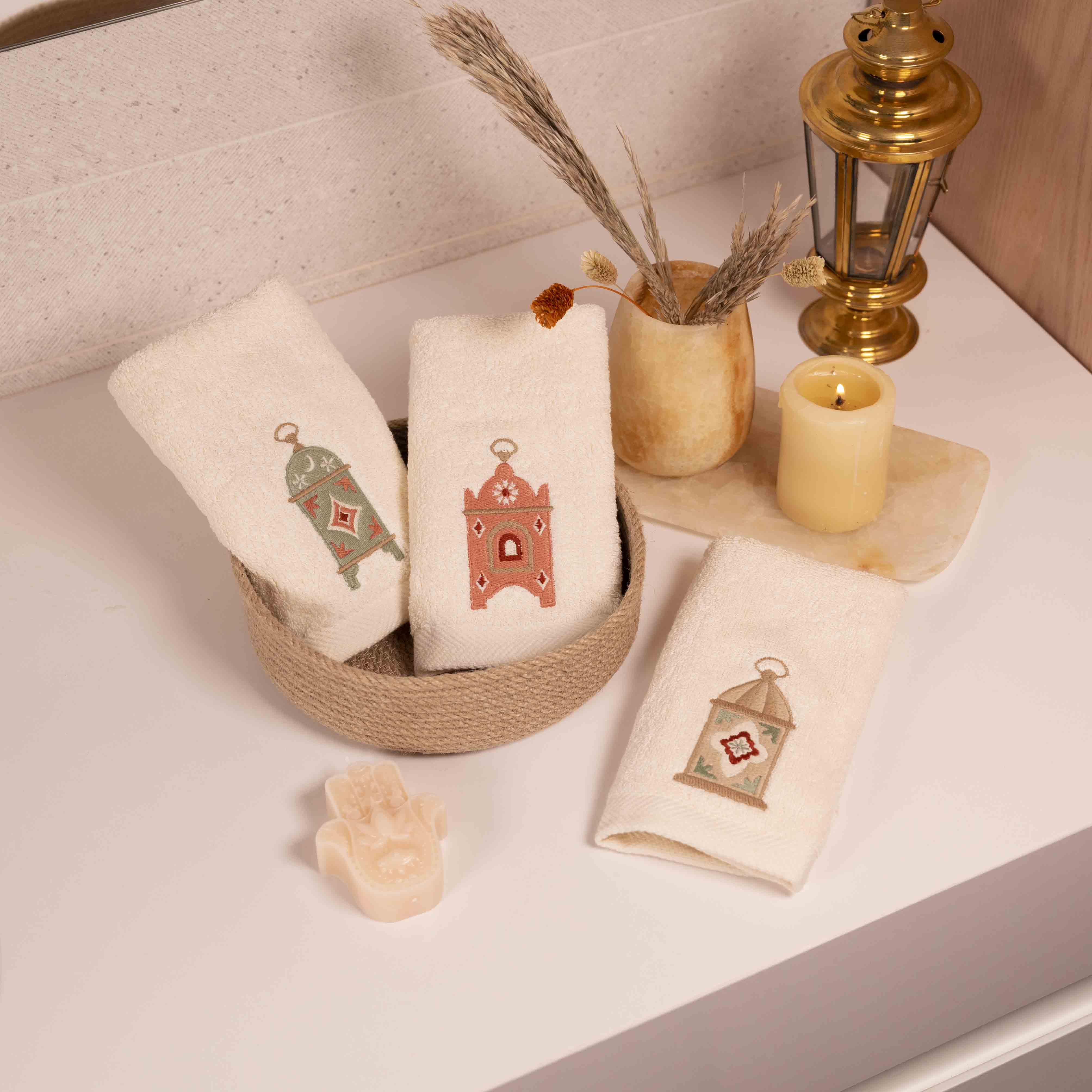 Pastel Lanterns Guest Towels Set