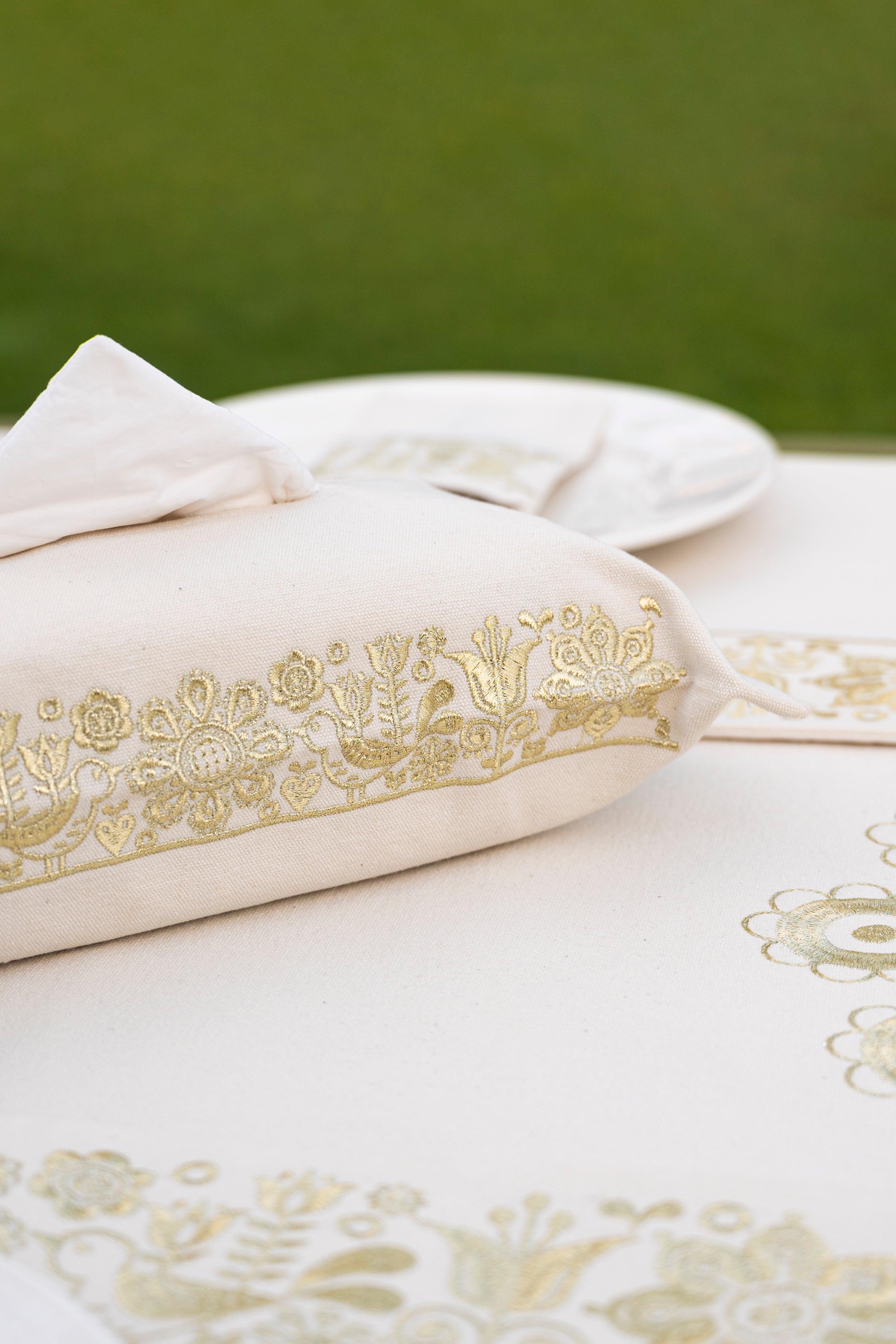 Golden Scandi Garden Tissue Box Cover