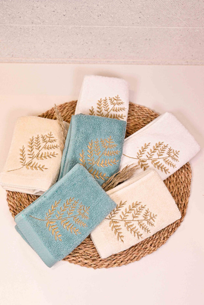 Golden Leaf Towels Set