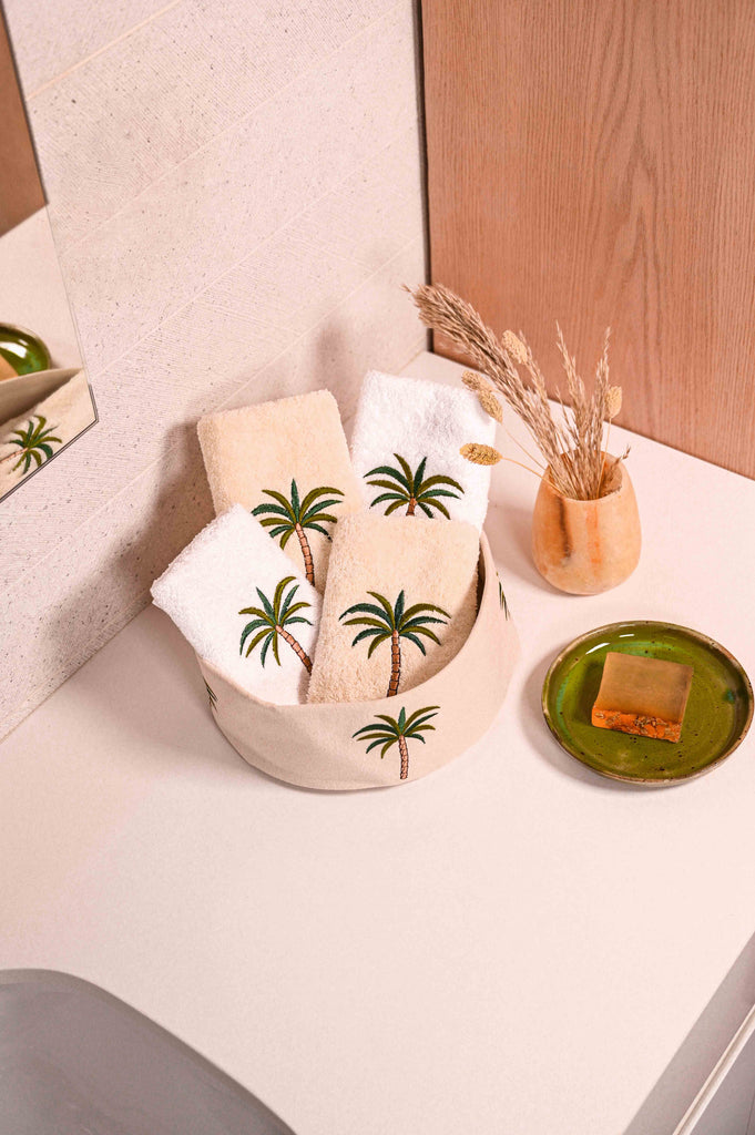 Tropical Palm Guest Towel Set