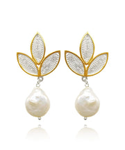 Leaf Pearl Earring