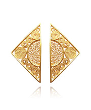 Victory Earring