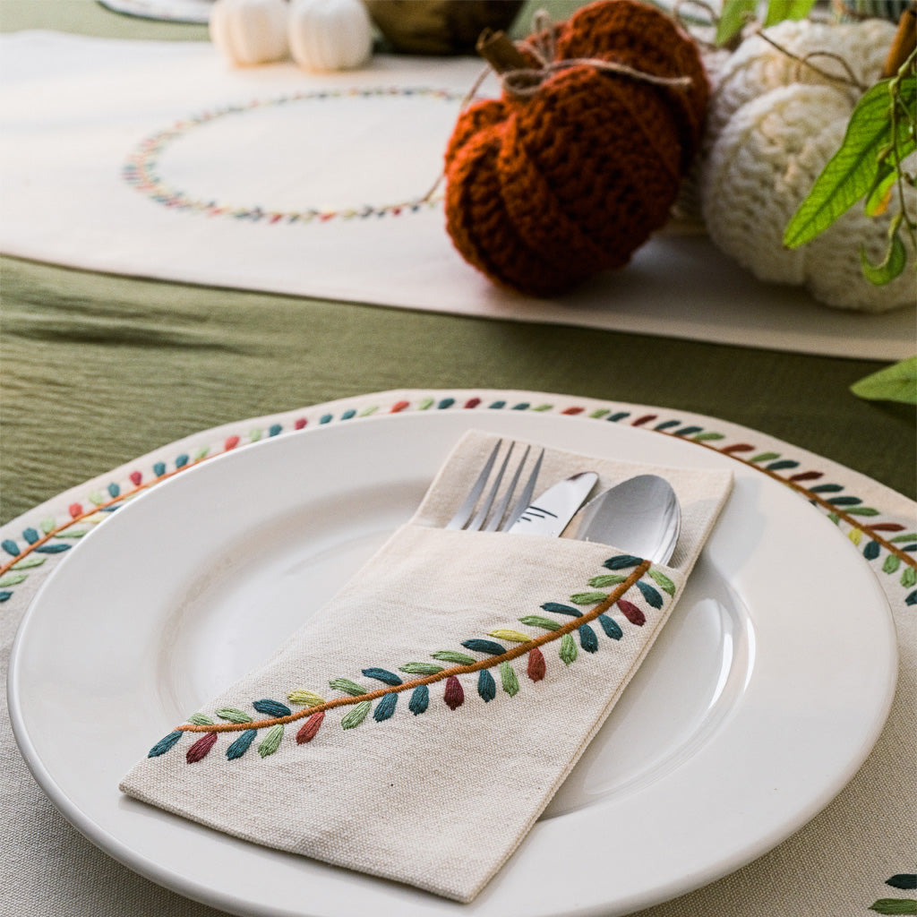 Fall Wreath Cutlery Holder Set