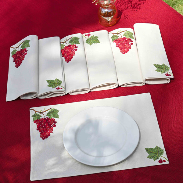 Grapevine Placemats Set