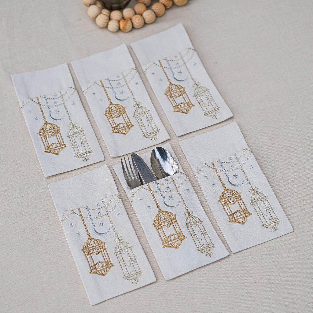 Hanging Lanterns Cutlery Holder Set