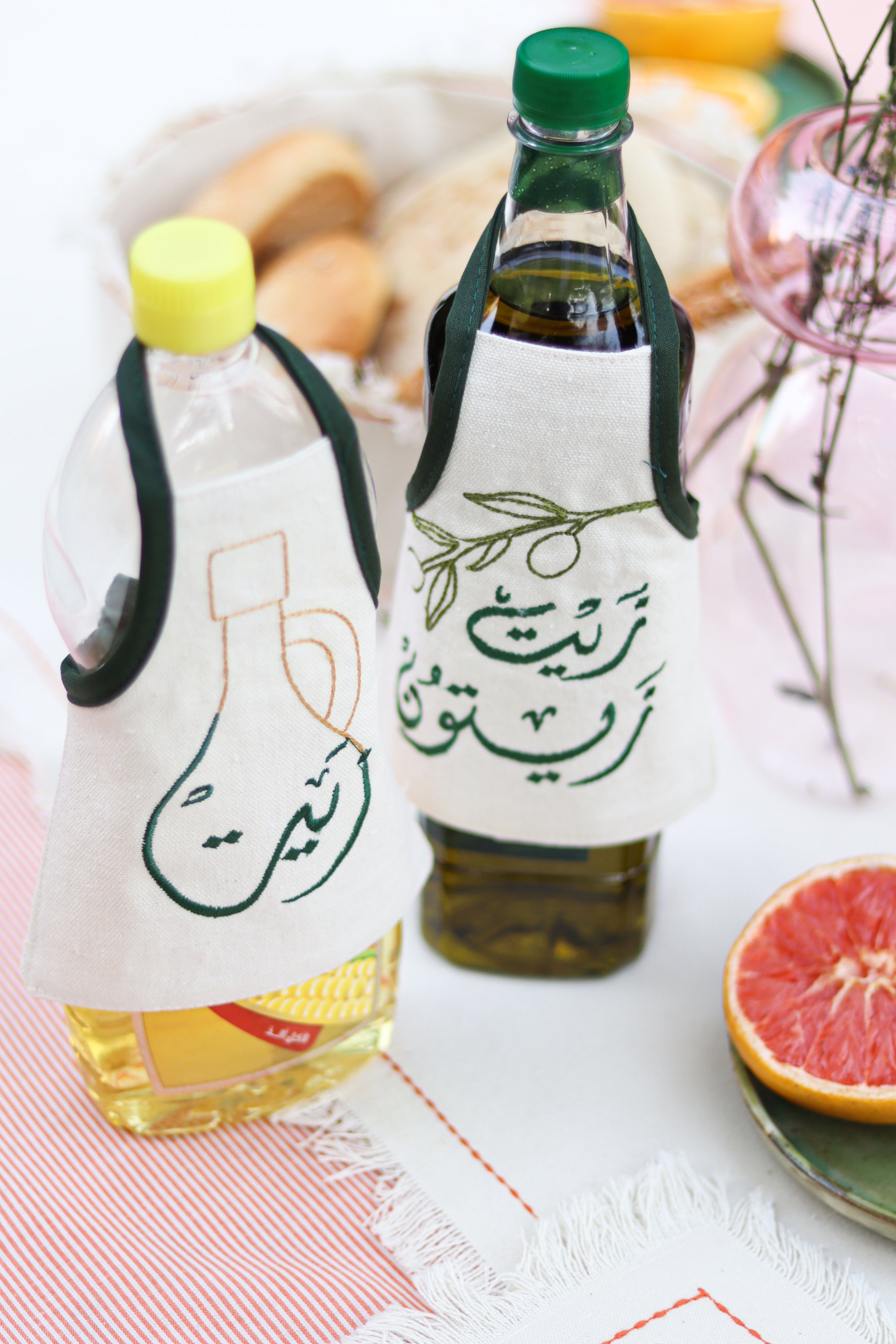 Staples Bottle Apron Set