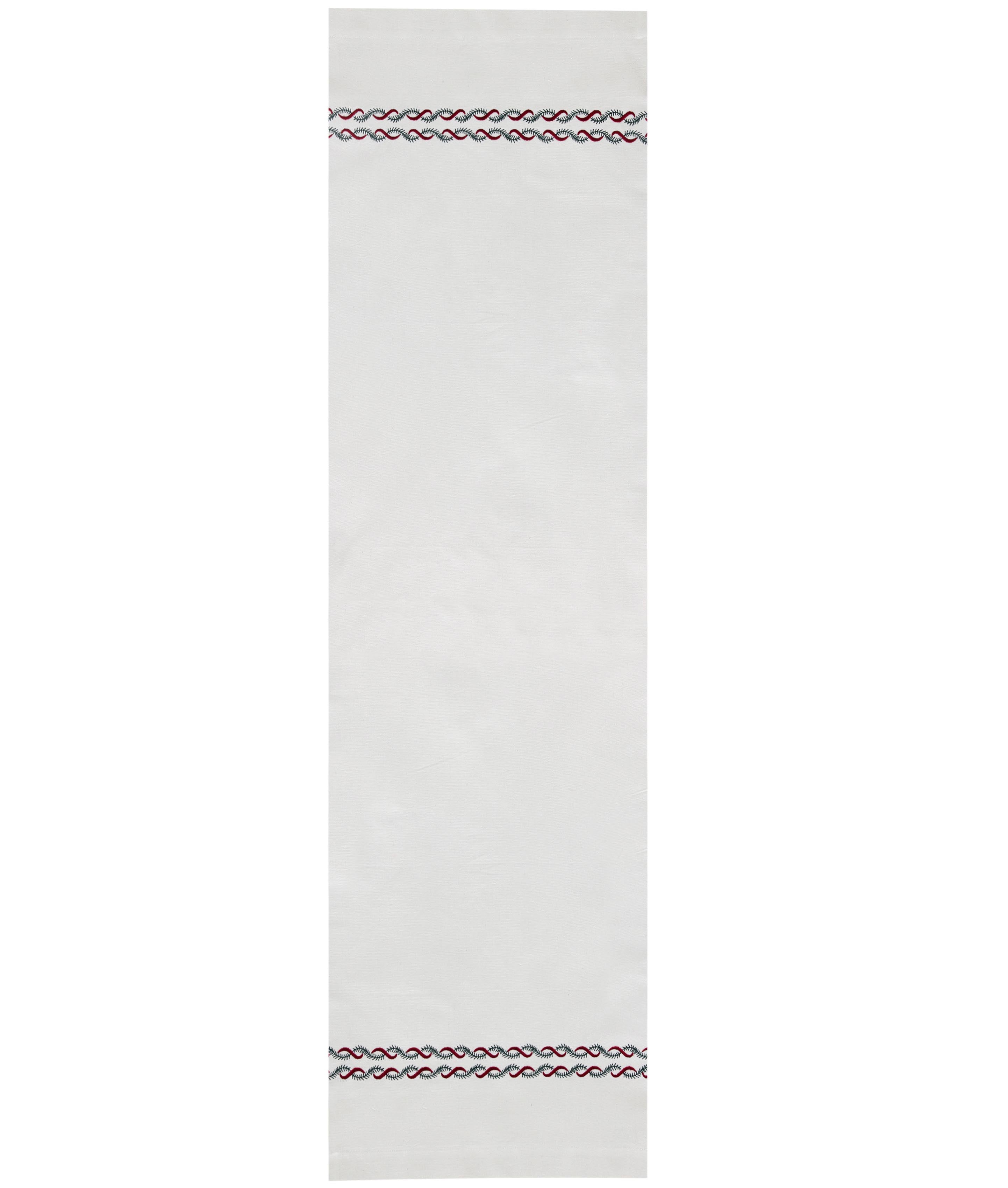 Christmas Garland Table Runner