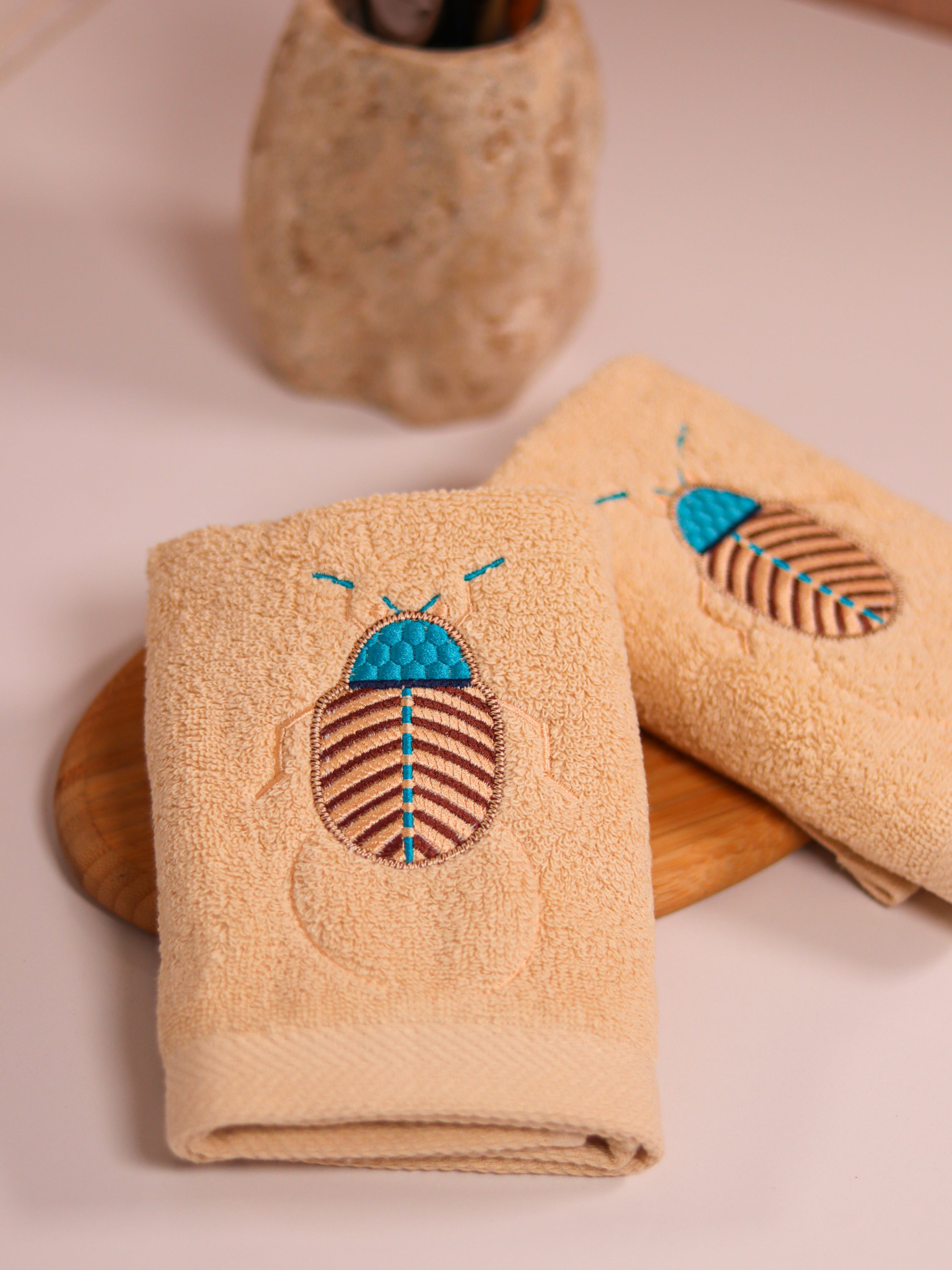 Scarab Guest Towel Set