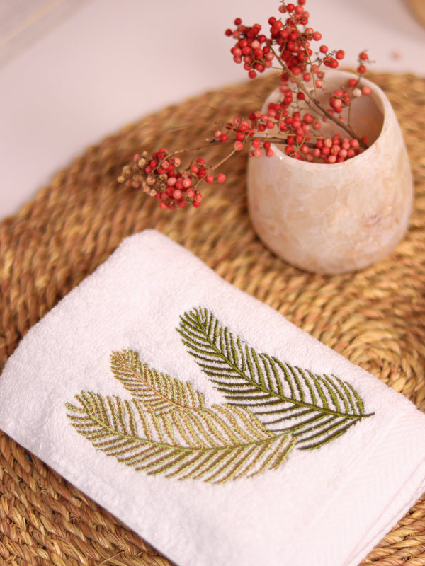 Palm Leaves Guest Towel Set