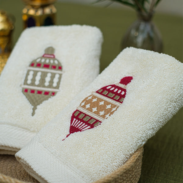 Earthy Lanterns Guest Towels Set